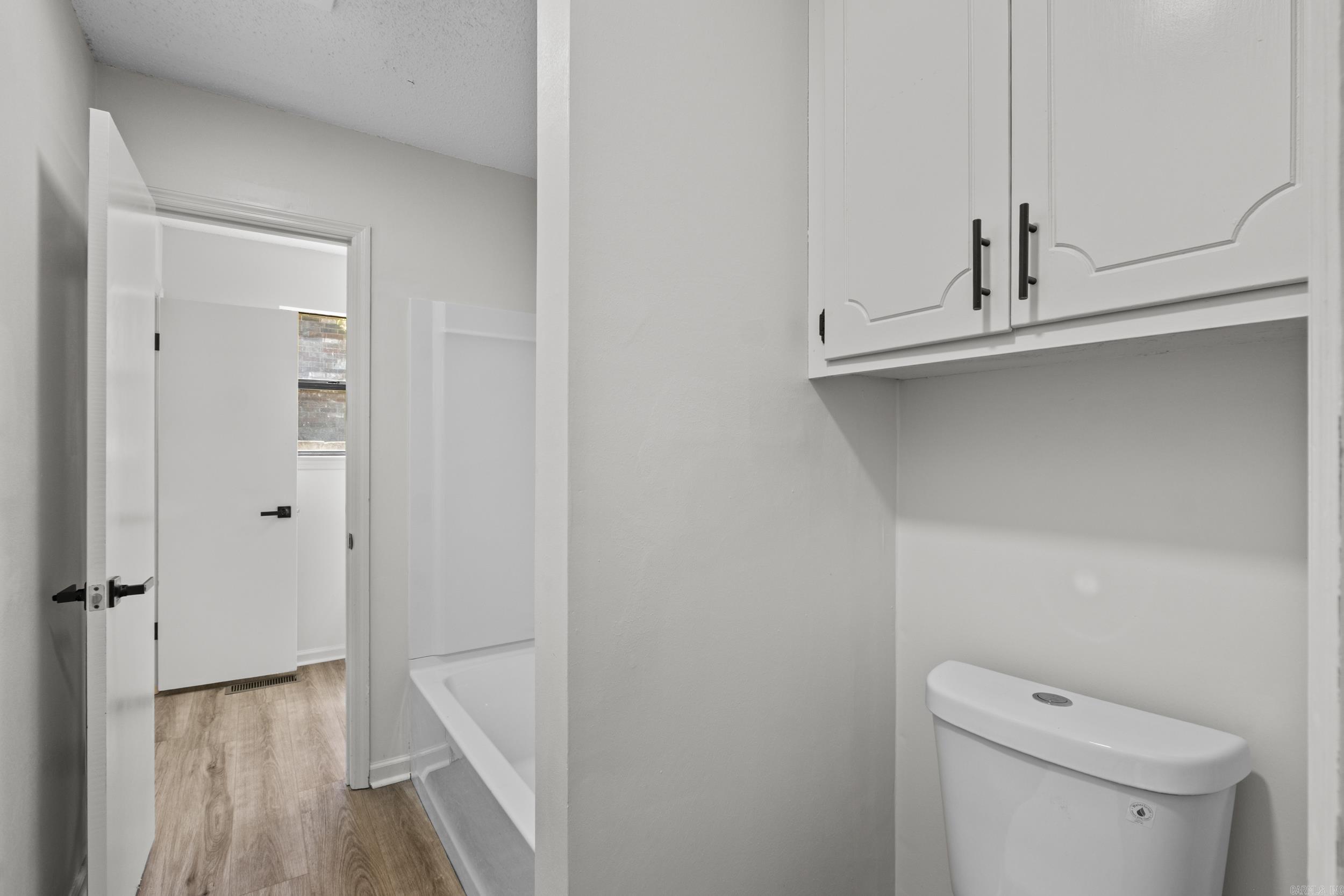 21 E Lake Drive Property Photo 28