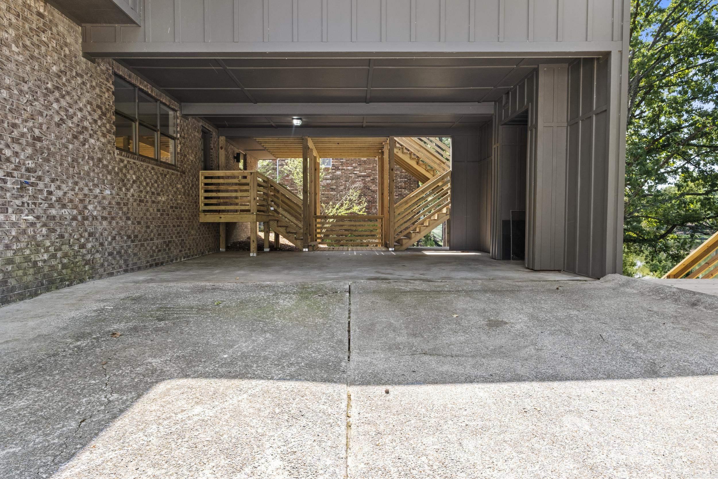 21 E Lake Drive Property Photo 45