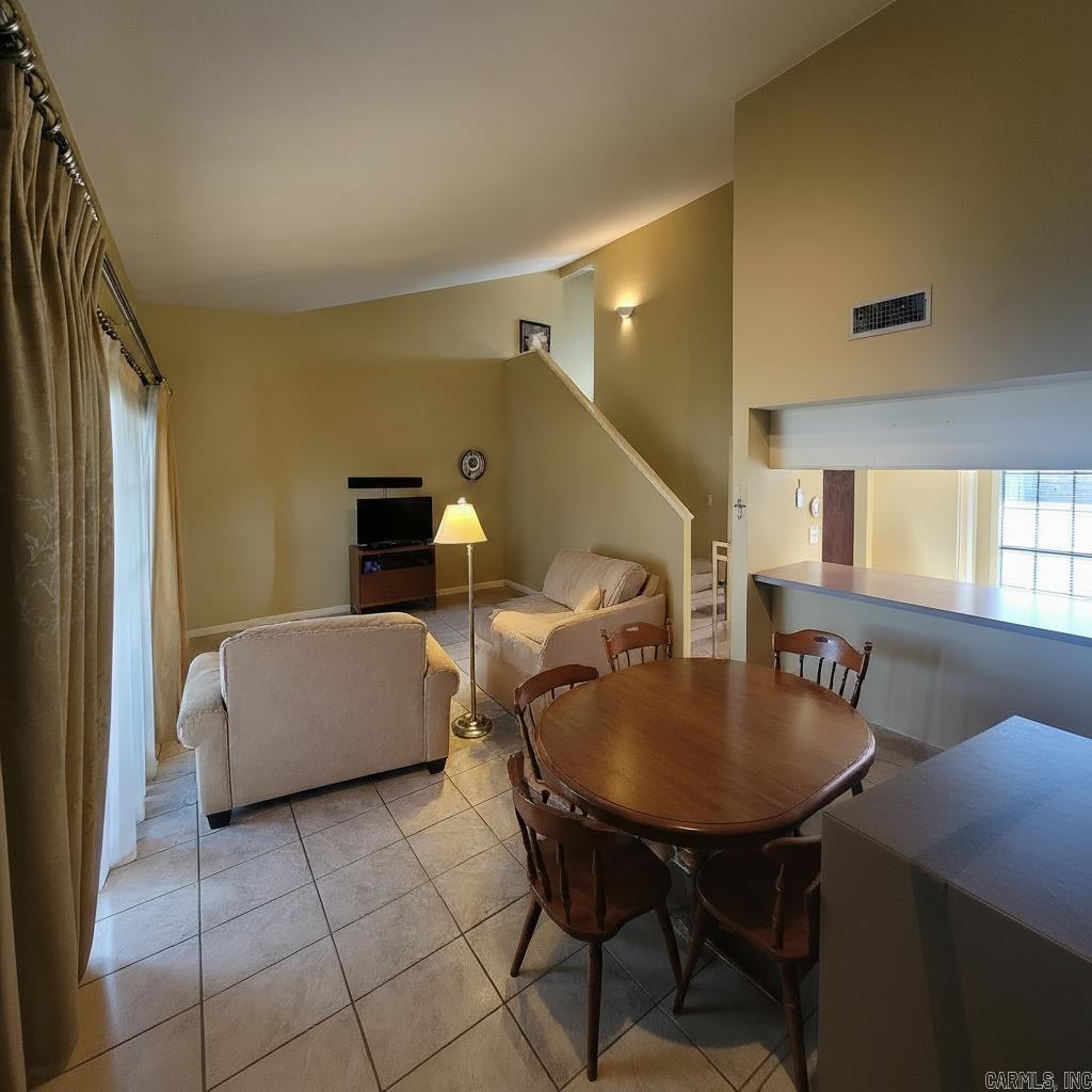 22 Huntleigh Drive Property Photo 3