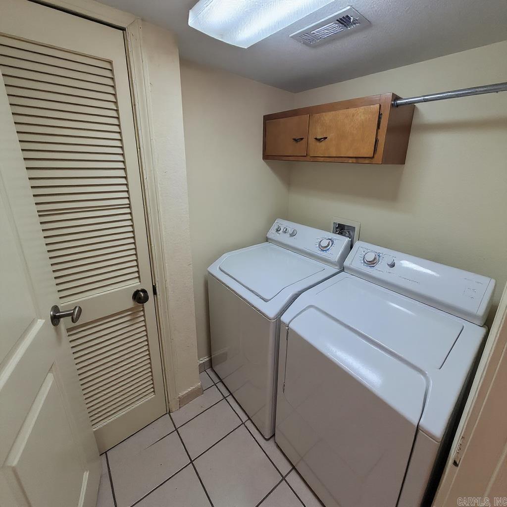 22 Huntleigh Drive Property Photo 10