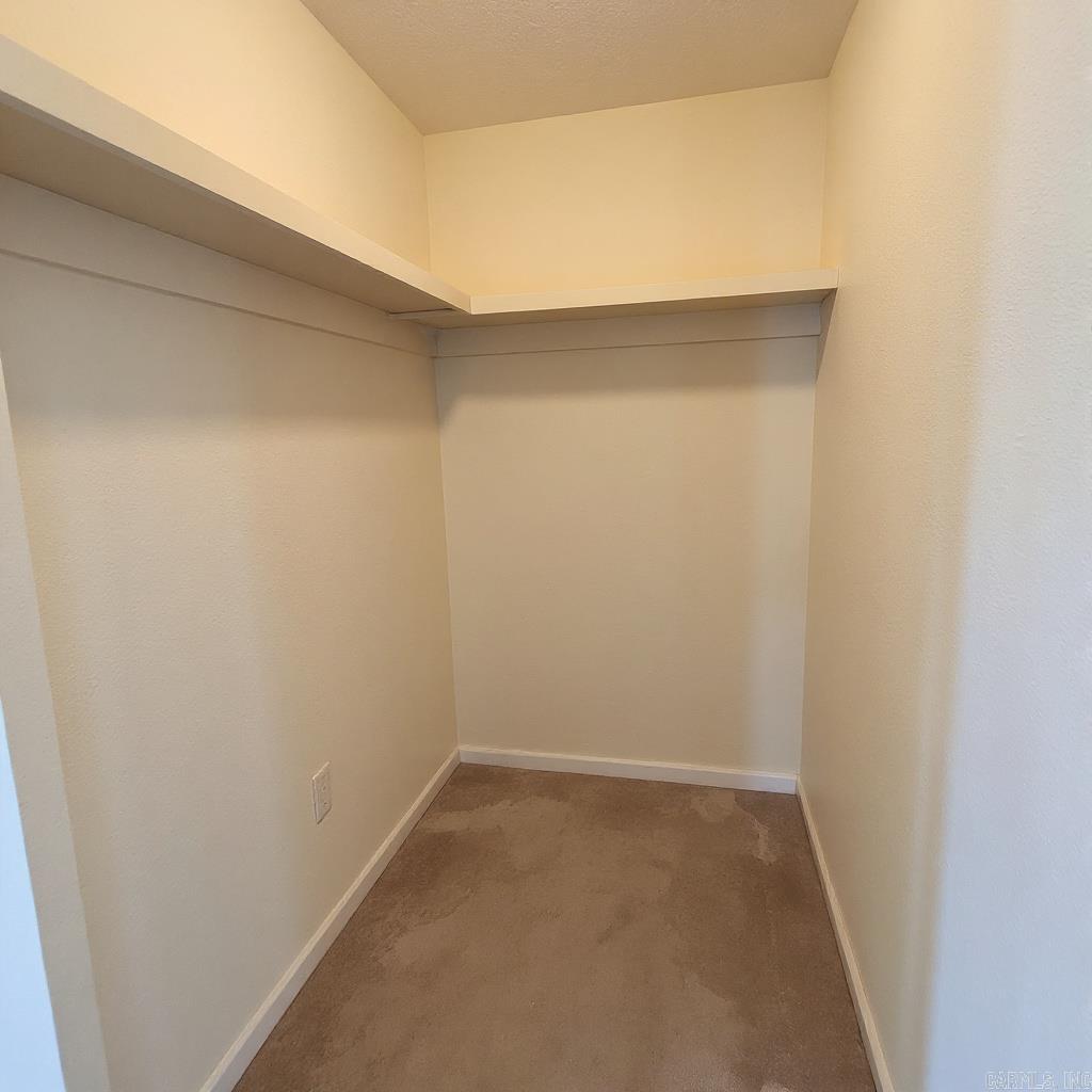 22 Huntleigh Drive Property Photo 13