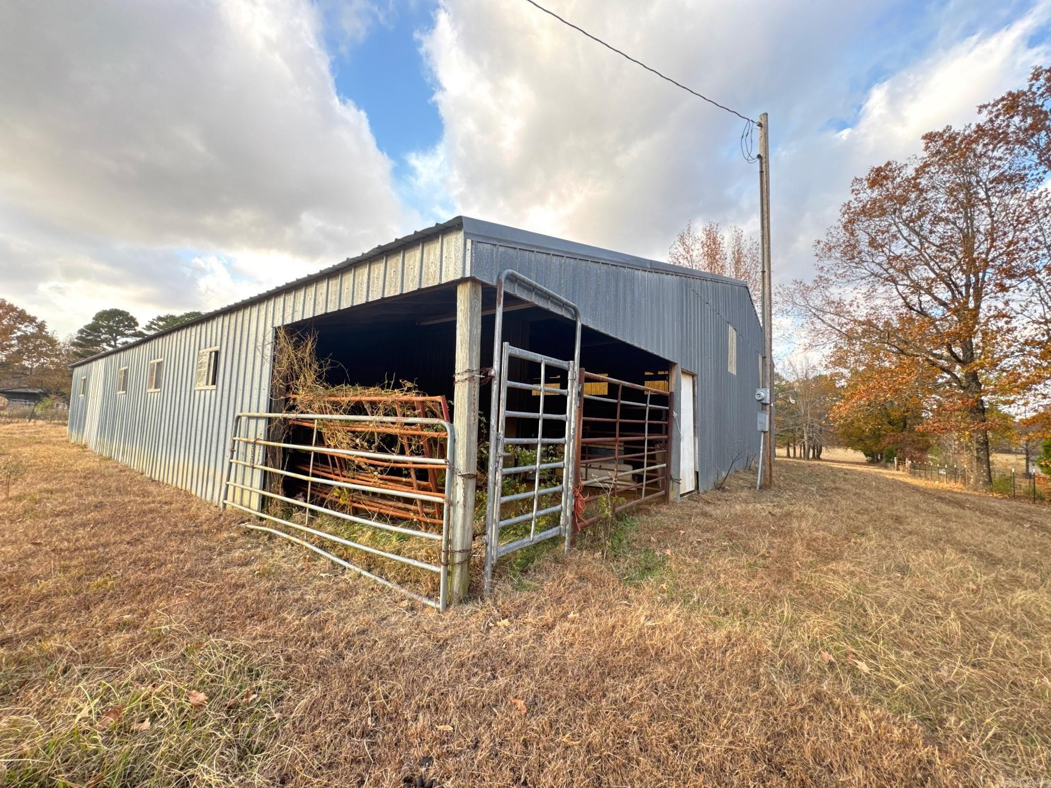 865 Cr 960 Property Photo 10