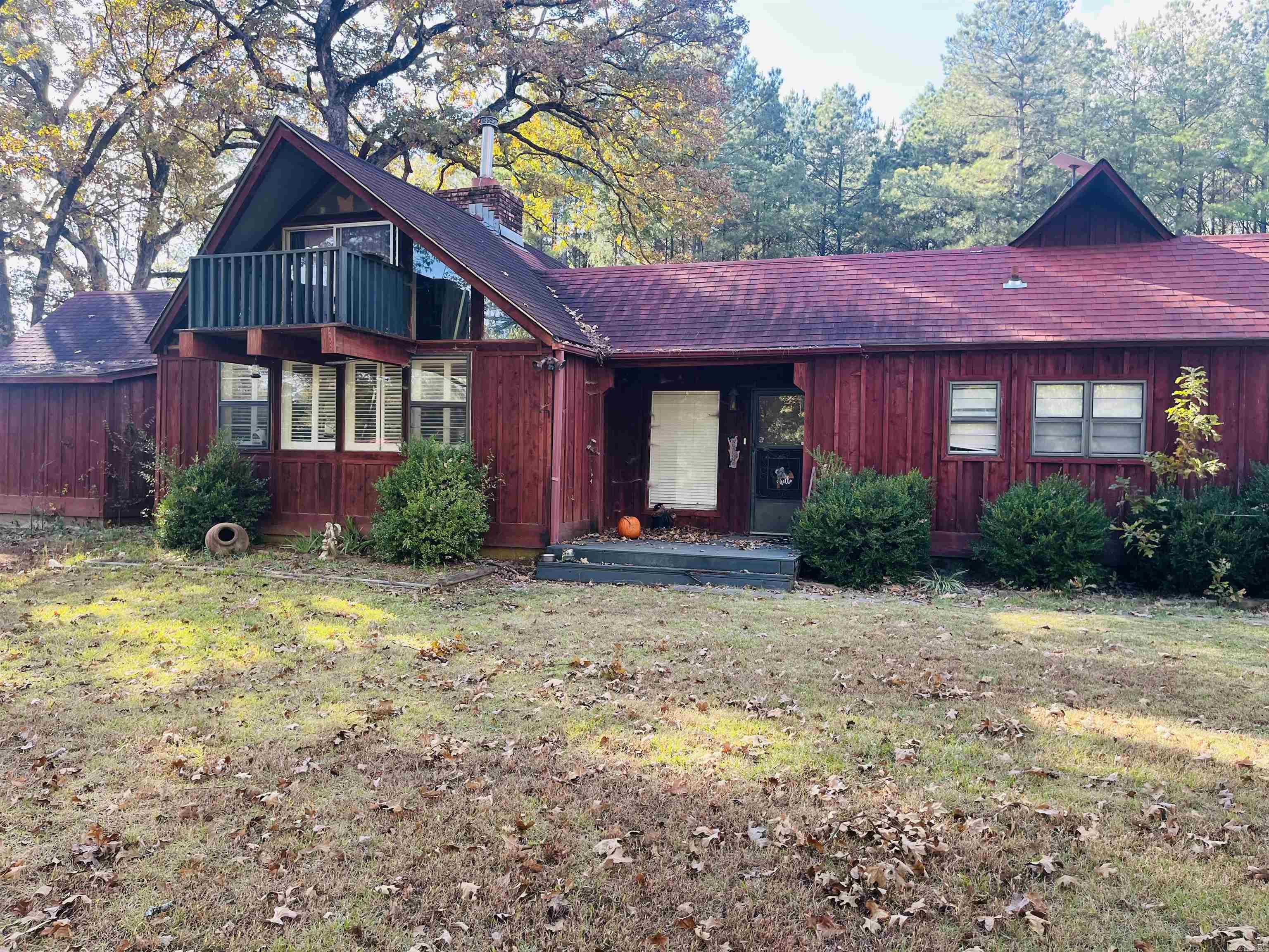 2215 S 425 Highway Property Photo 1