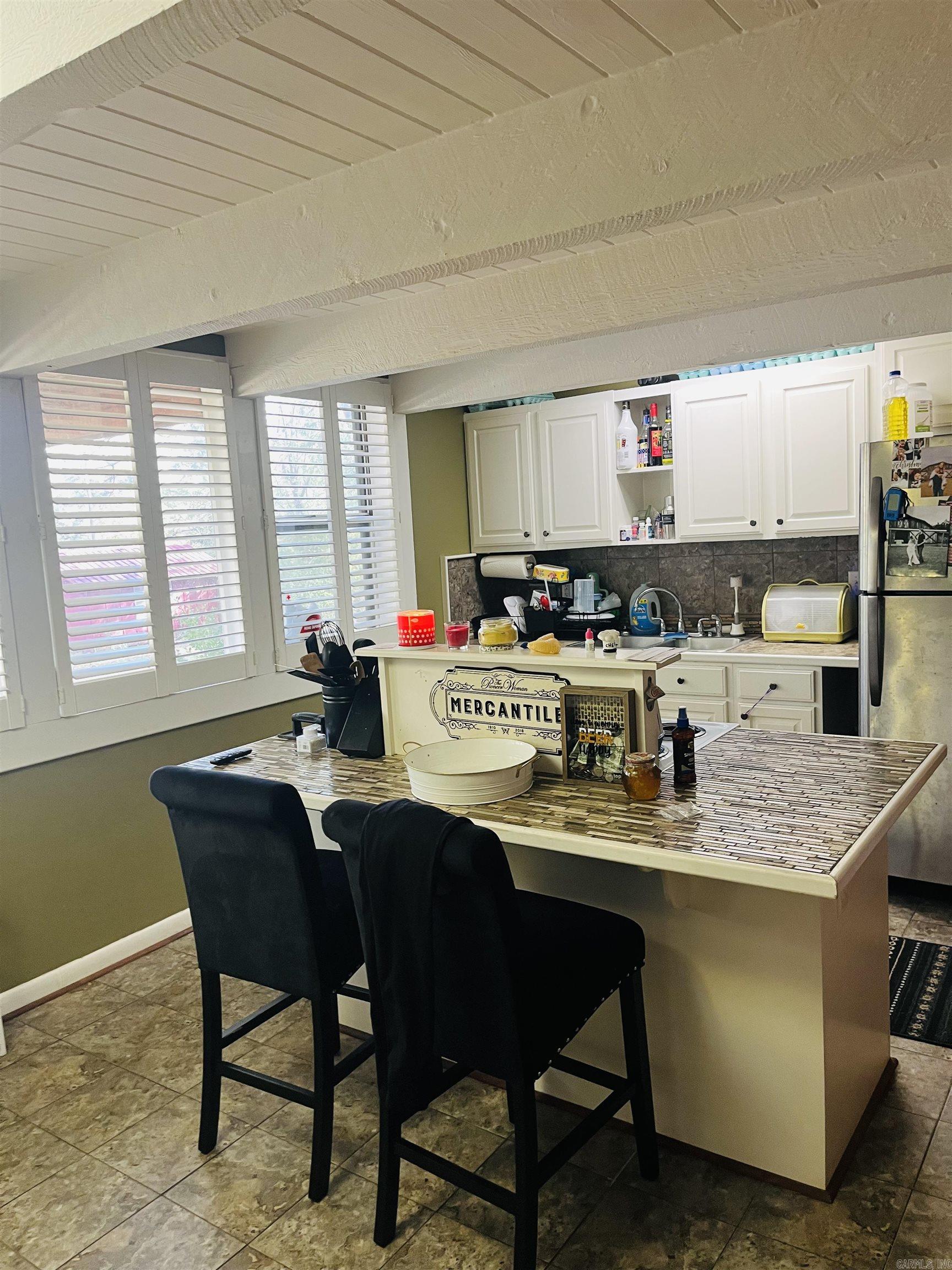 2215 S 425 Highway Property Photo 8