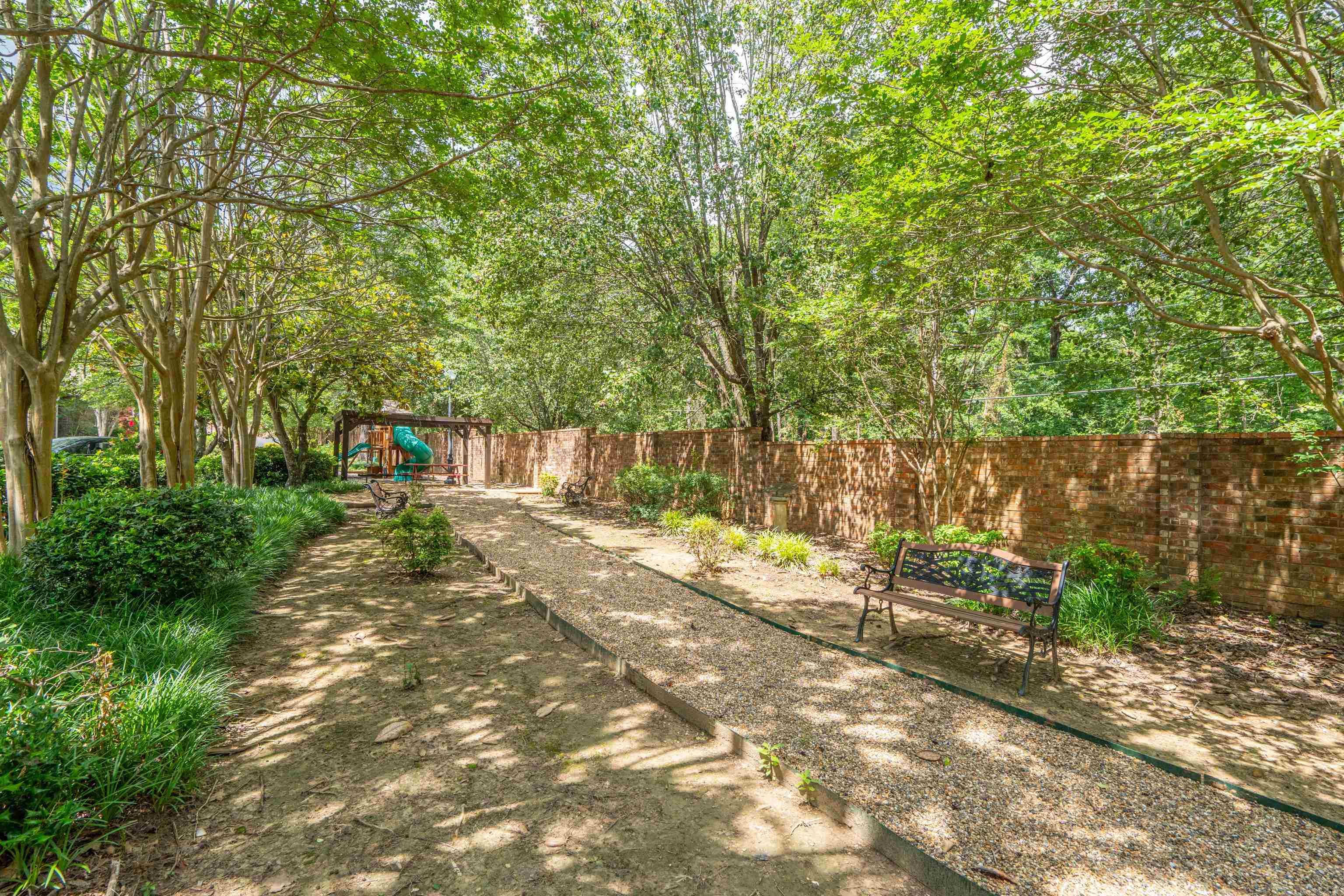 5 Kings Row Property Photo 39