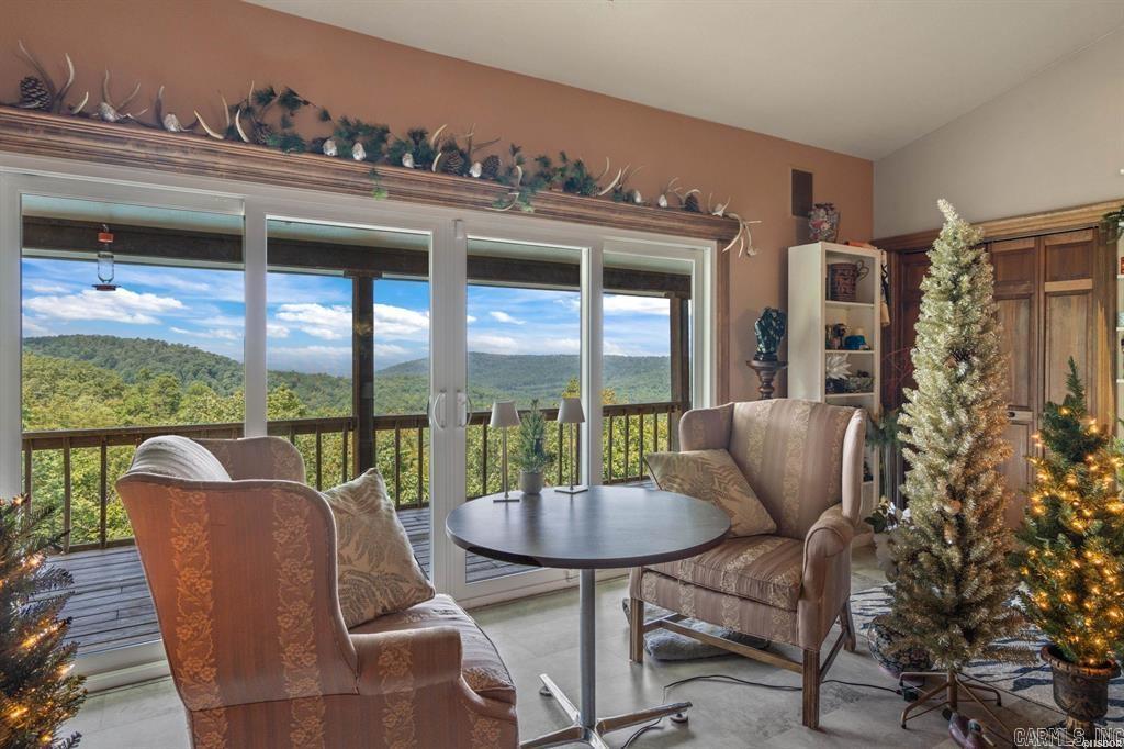 2874 Copper Hollow Trail Property Photo 4