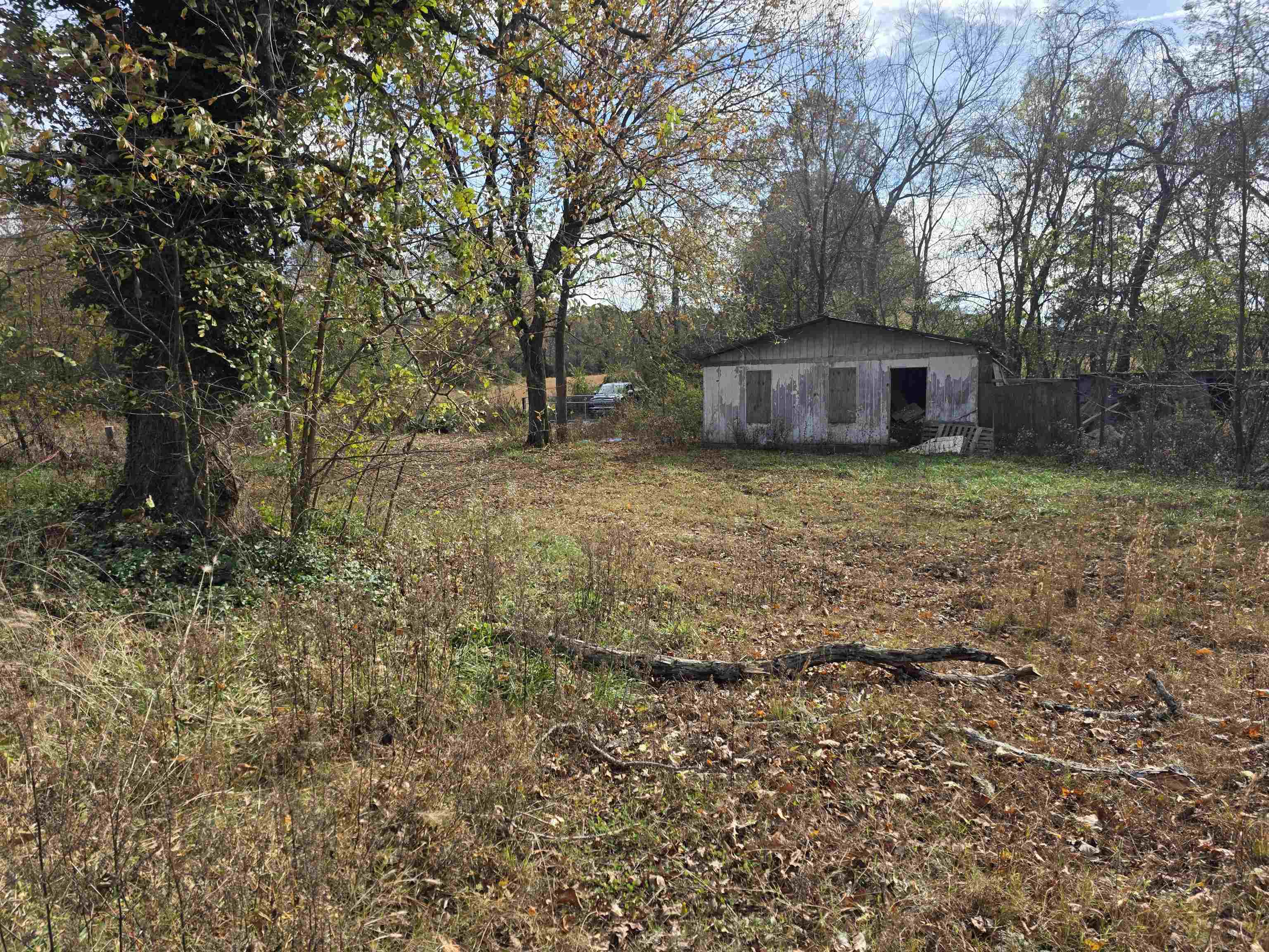 270 E Maxville Road Property Photo 11