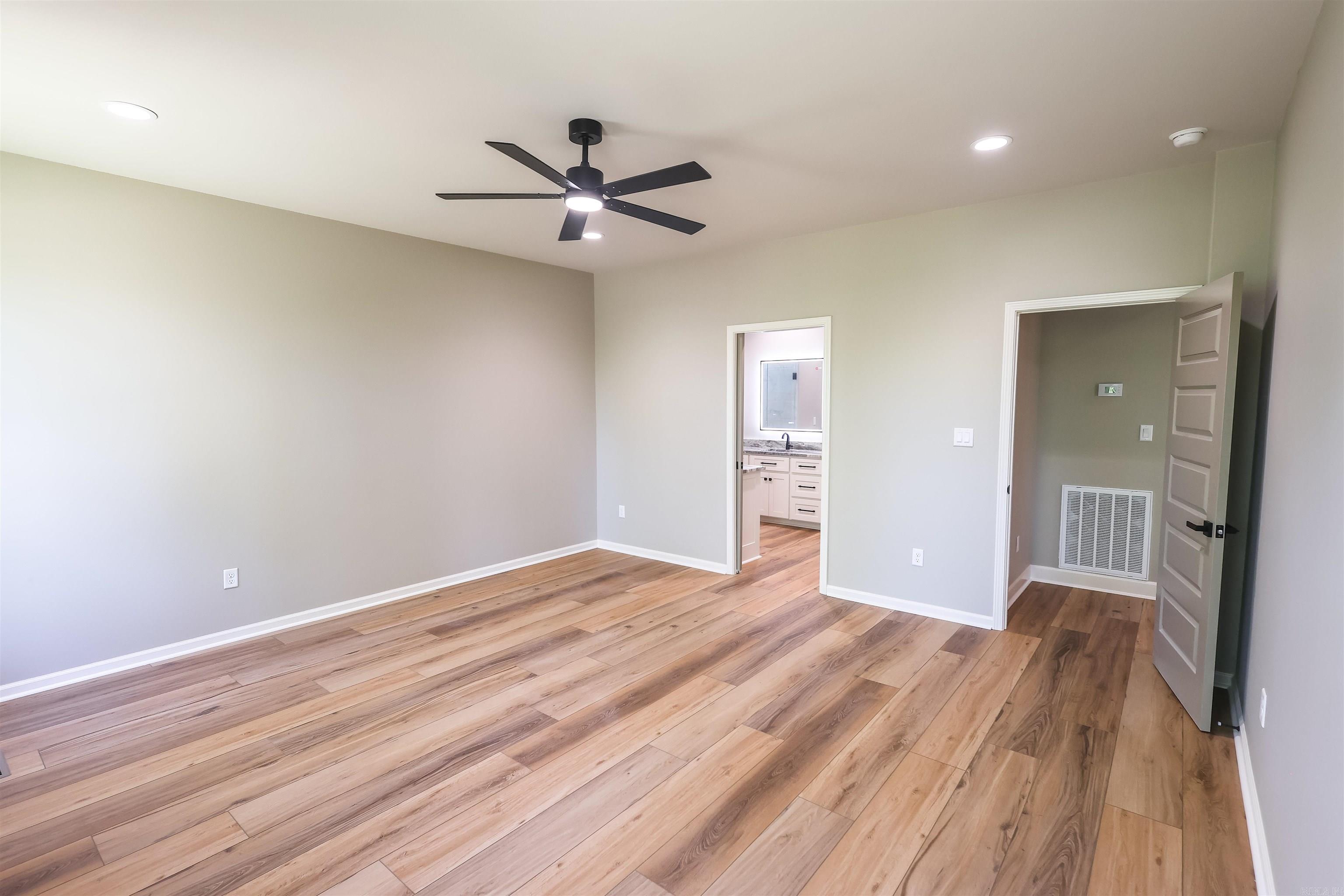 171 Old Oak Trail Property Photo 40