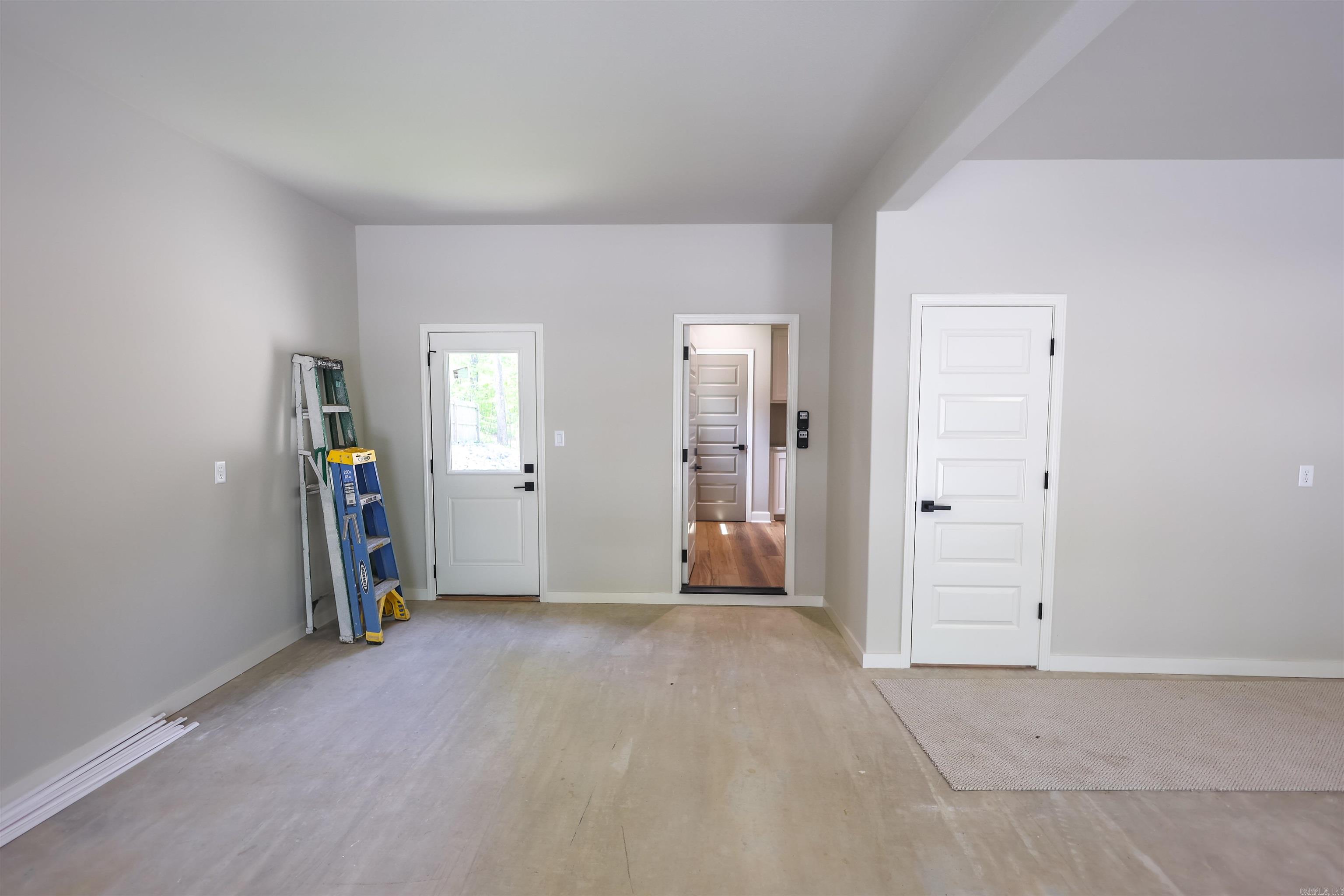171 Old Oak Trail Property Photo 45