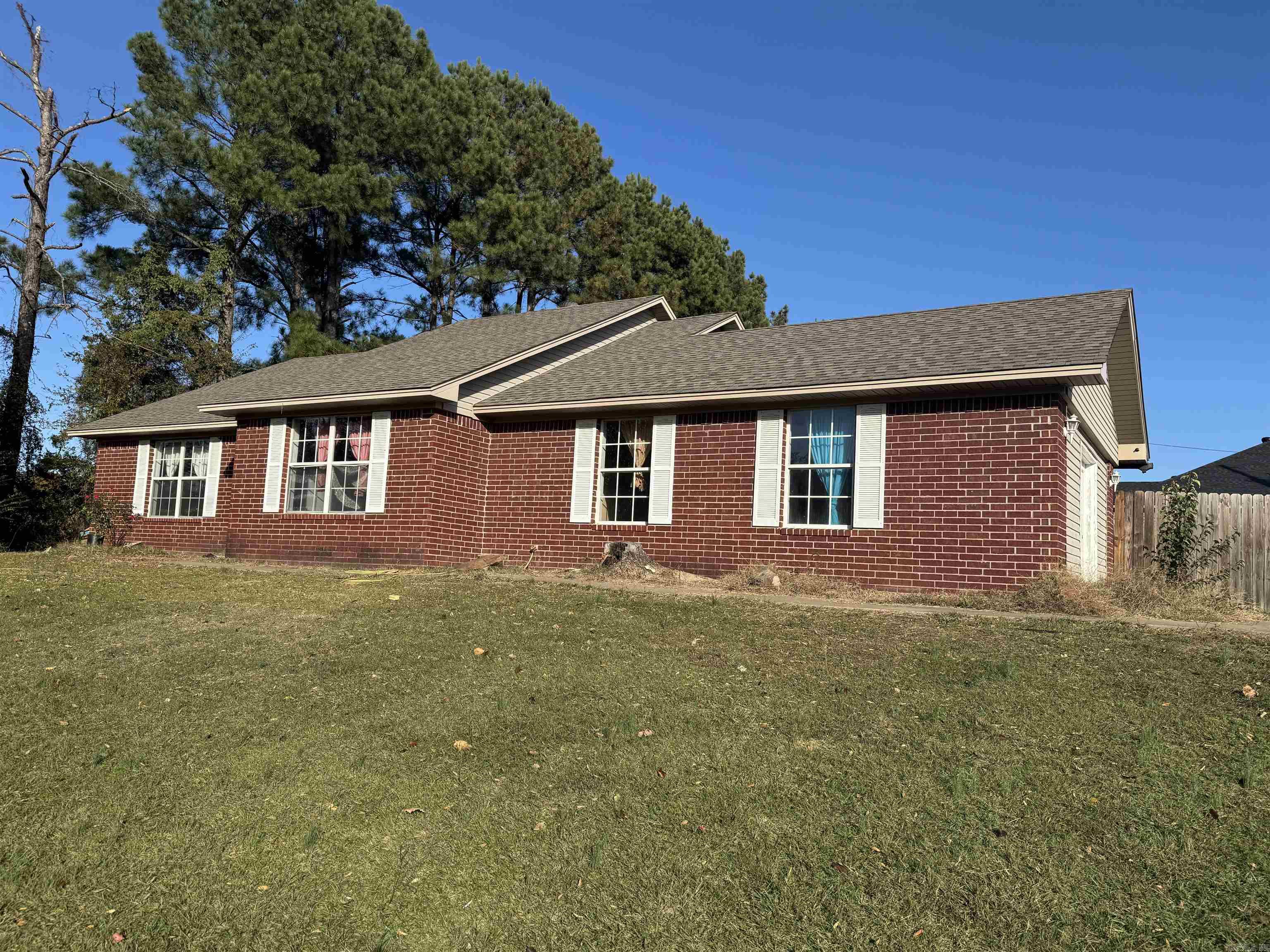 2097 N Highway 21 Property Photo 2
