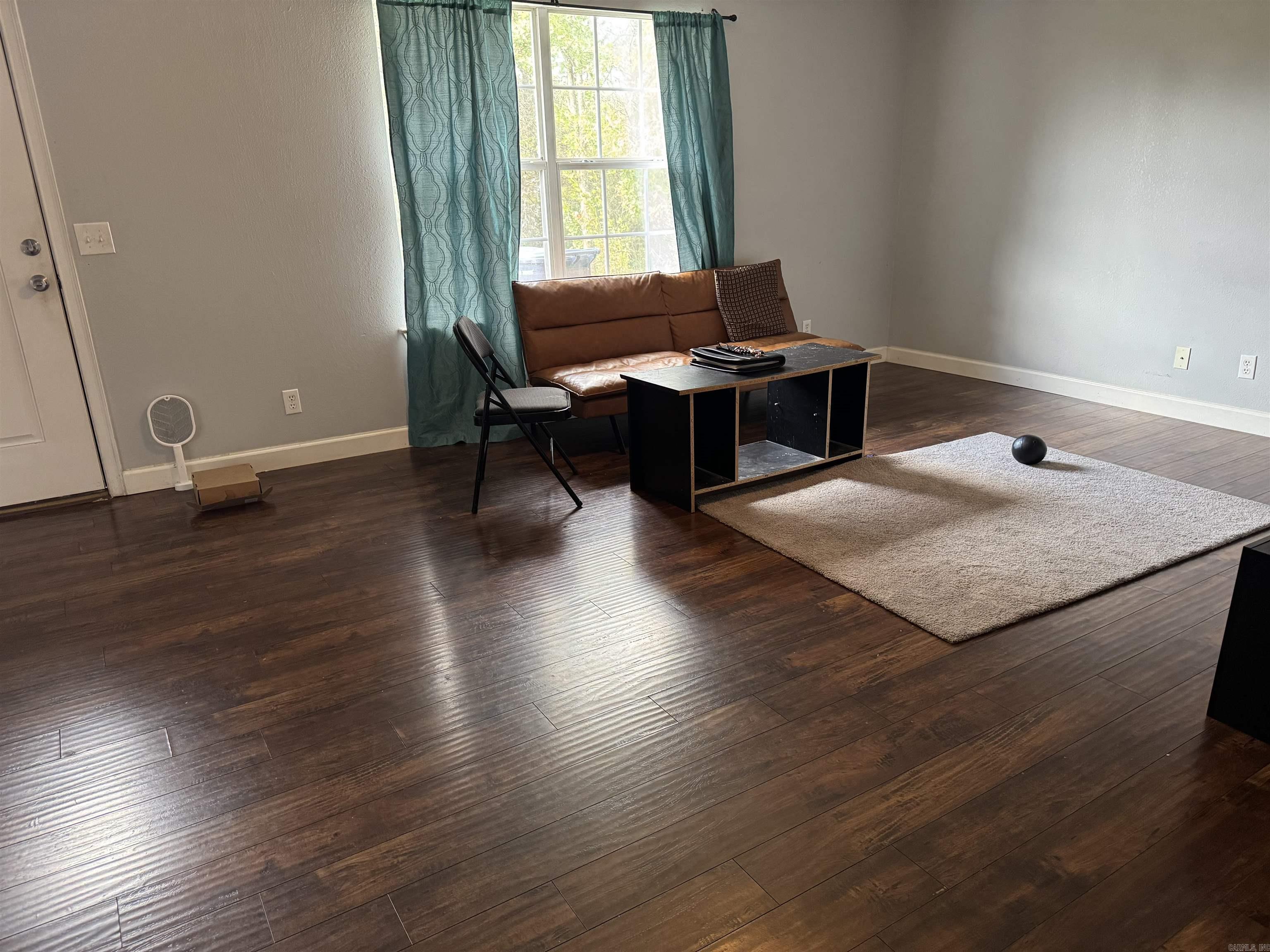 2097 N Highway 21 Property Photo 11