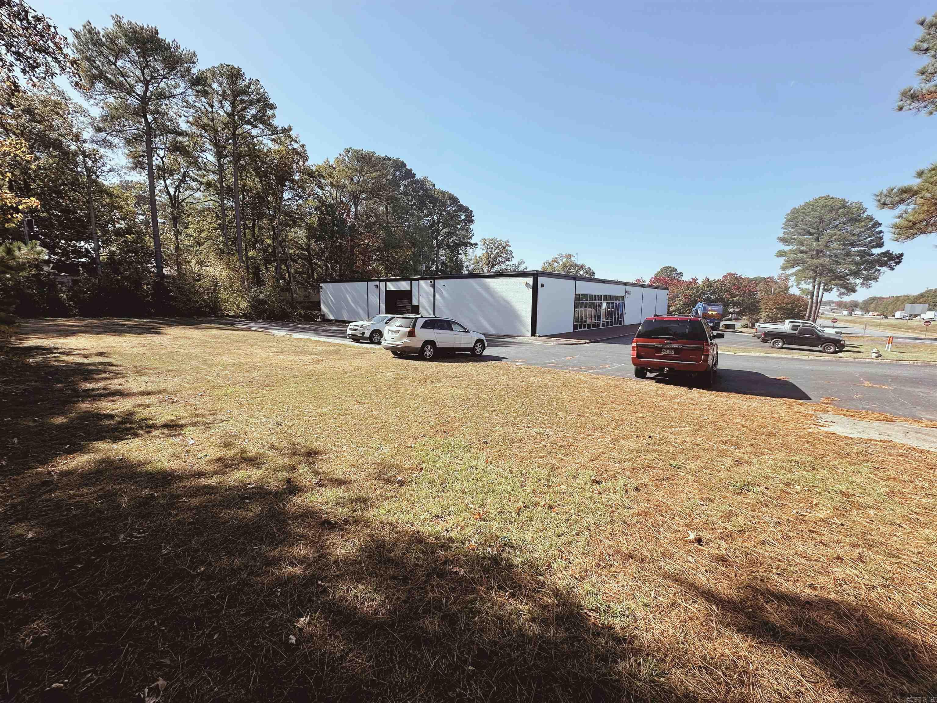 8023 Interstate 30 Property Photo 9