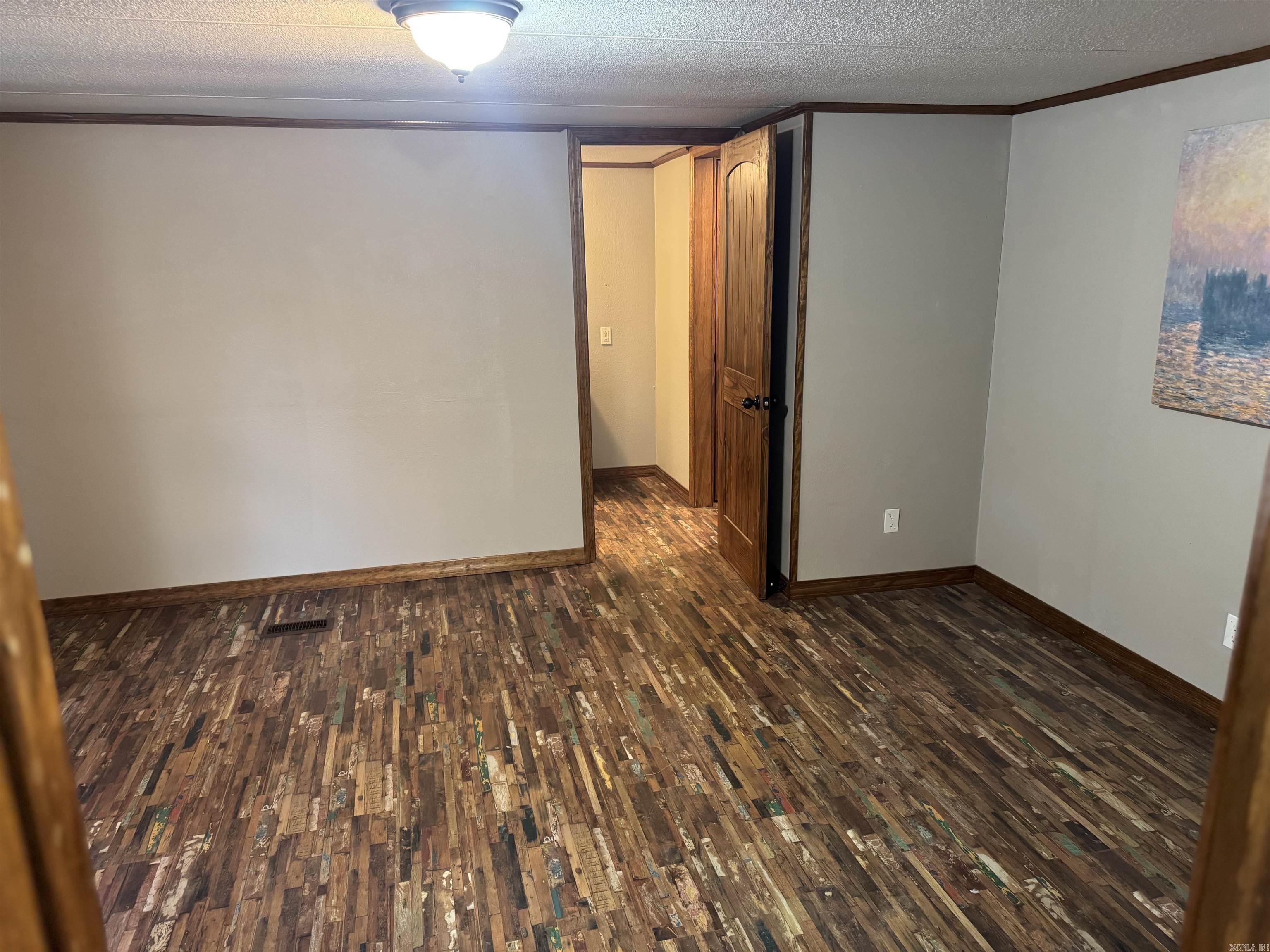 140 Howard Rd. Property Photo 16
