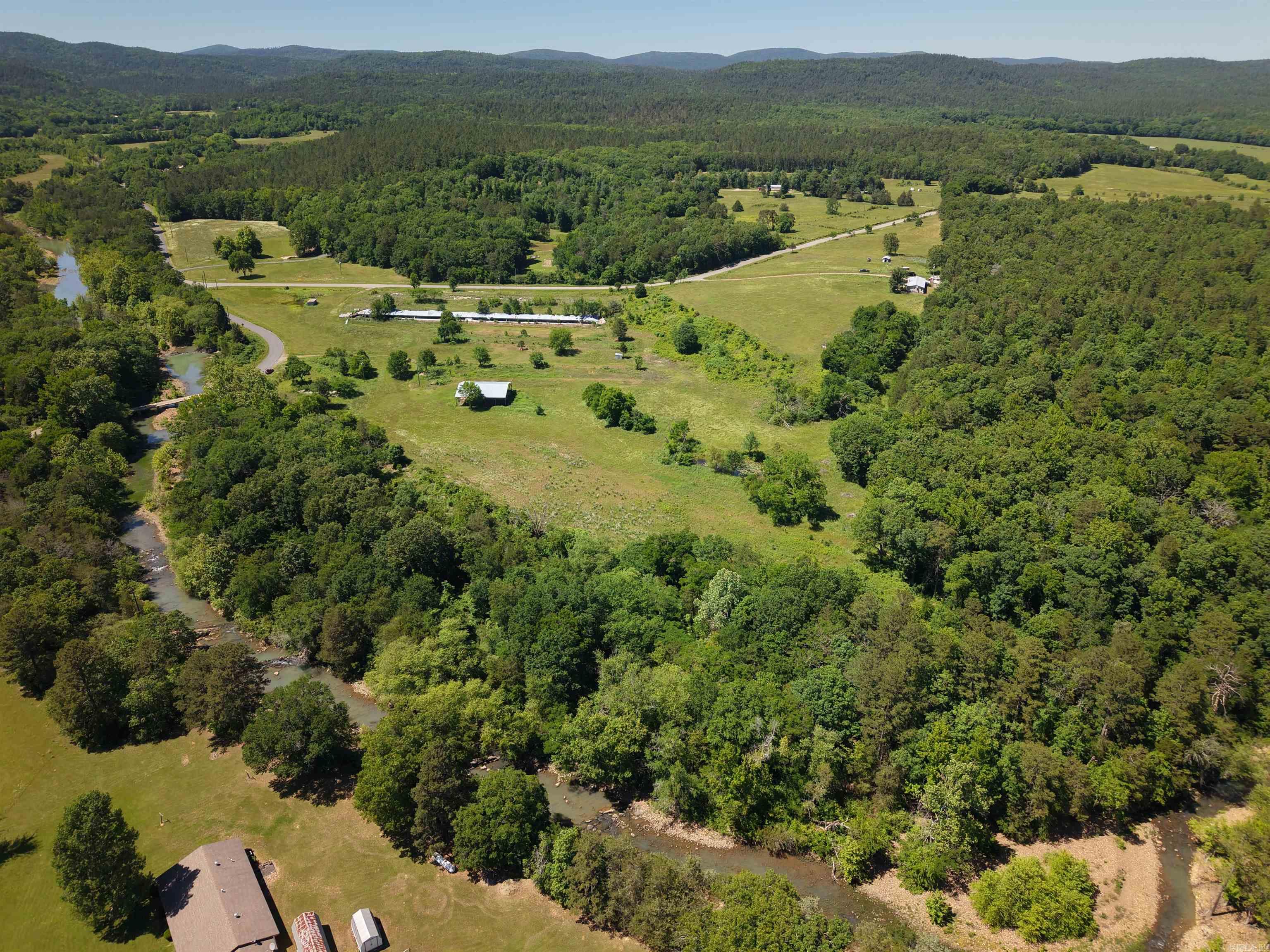 1525 Whitetown Road Property Photo 1
