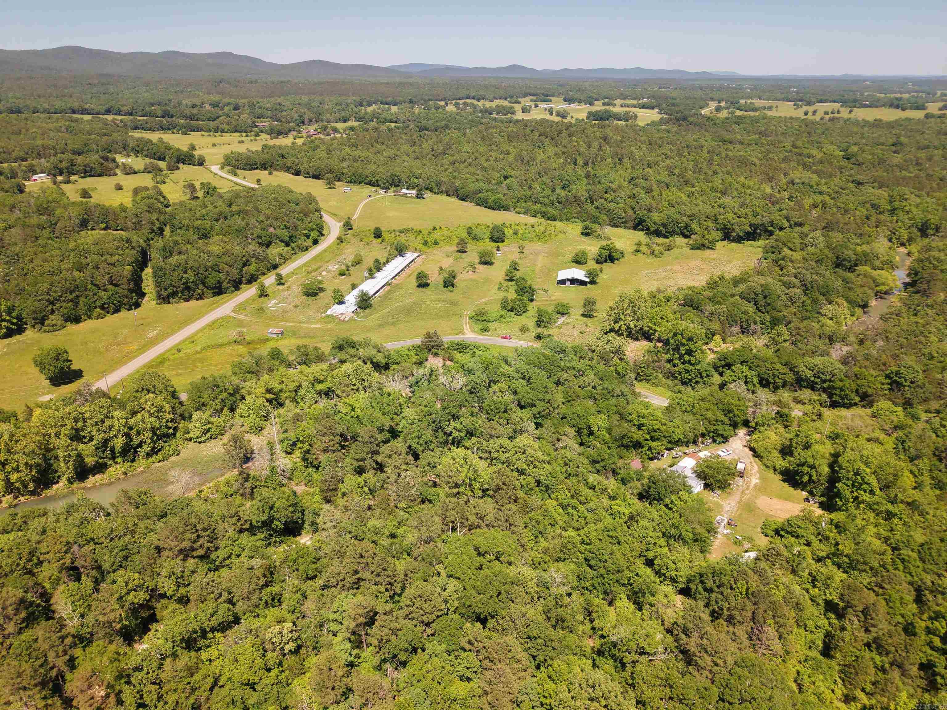 1525 Whitetown Road Property Photo 3