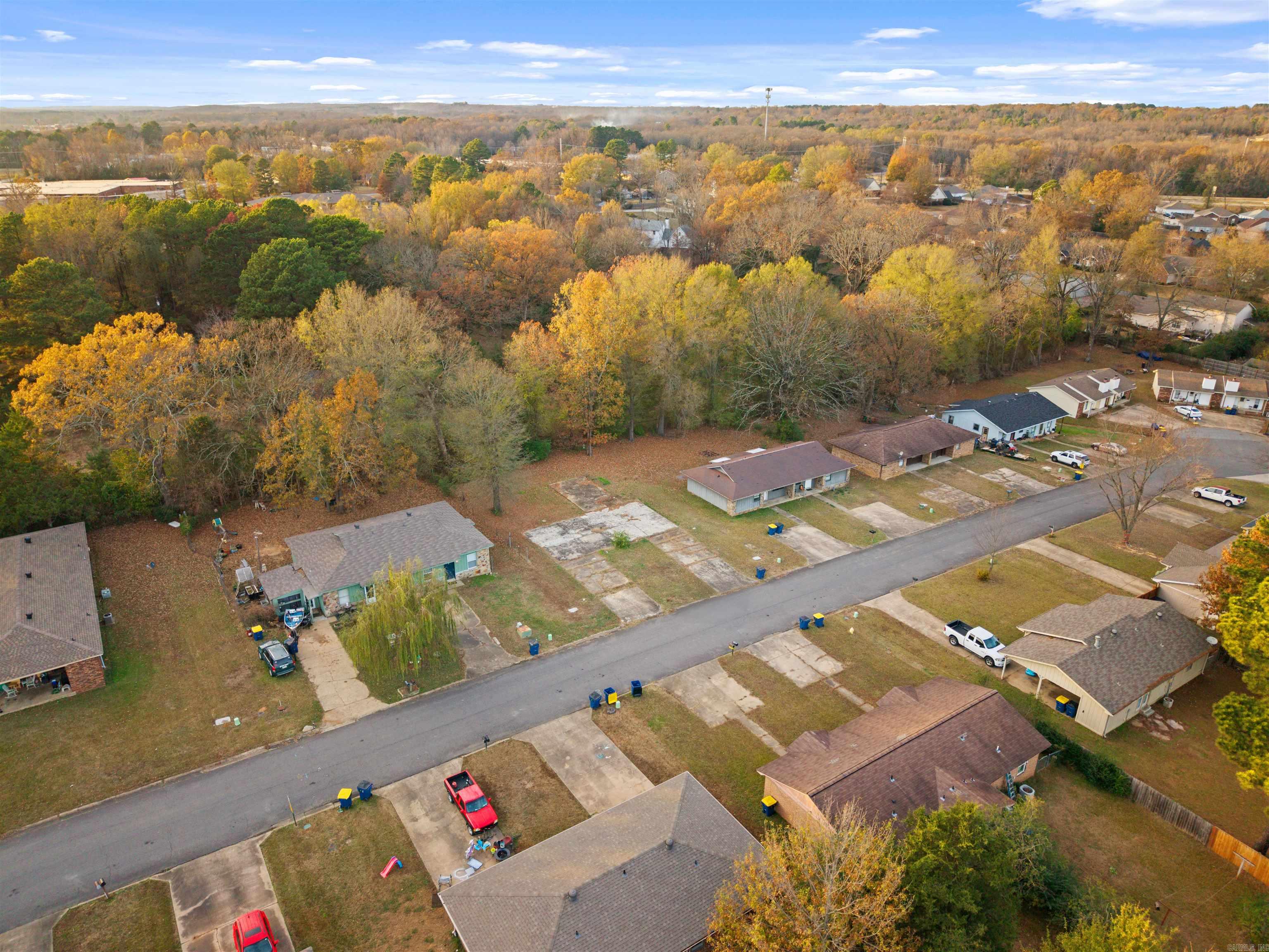 117 N A & B Park Drive Property Photo 6