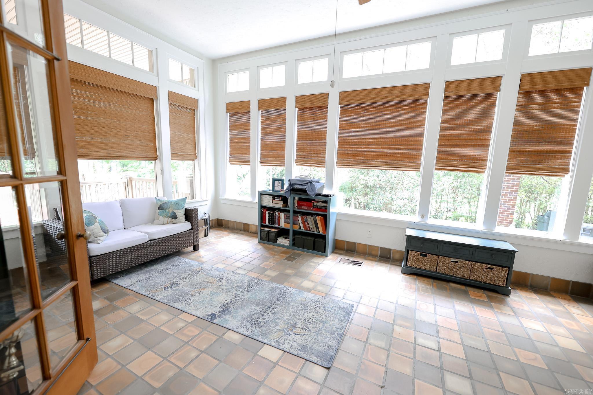 1701 N Madison Avenue Property Photo 6