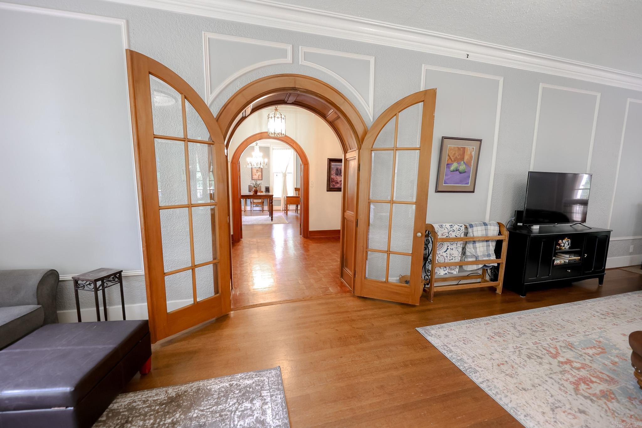 1701 N Madison Avenue Property Photo 7