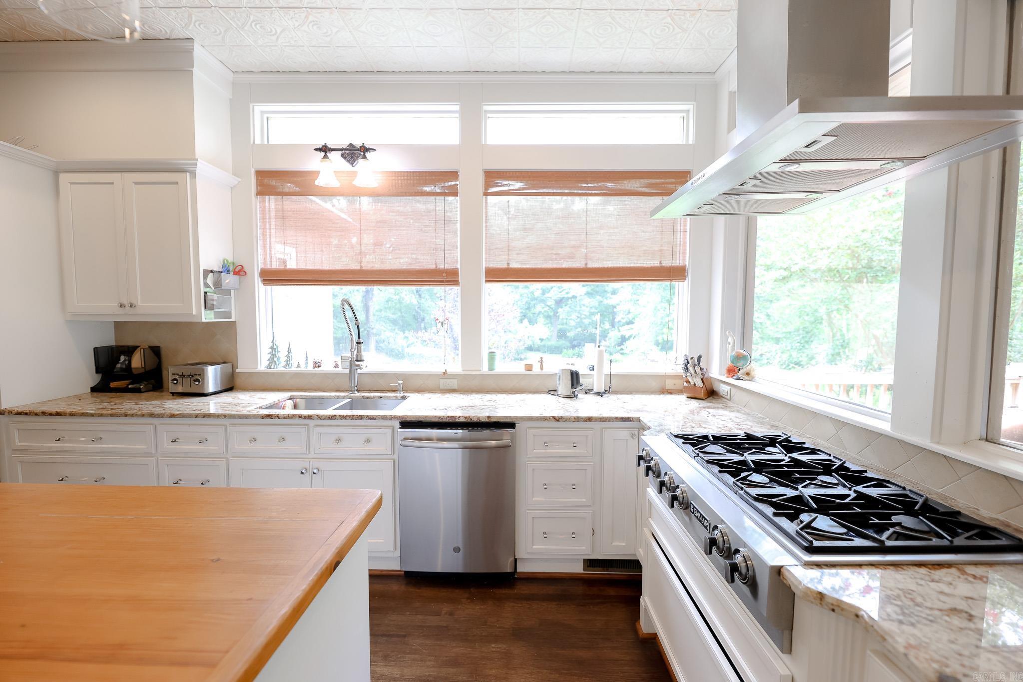 1701 N Madison Avenue Property Photo 13