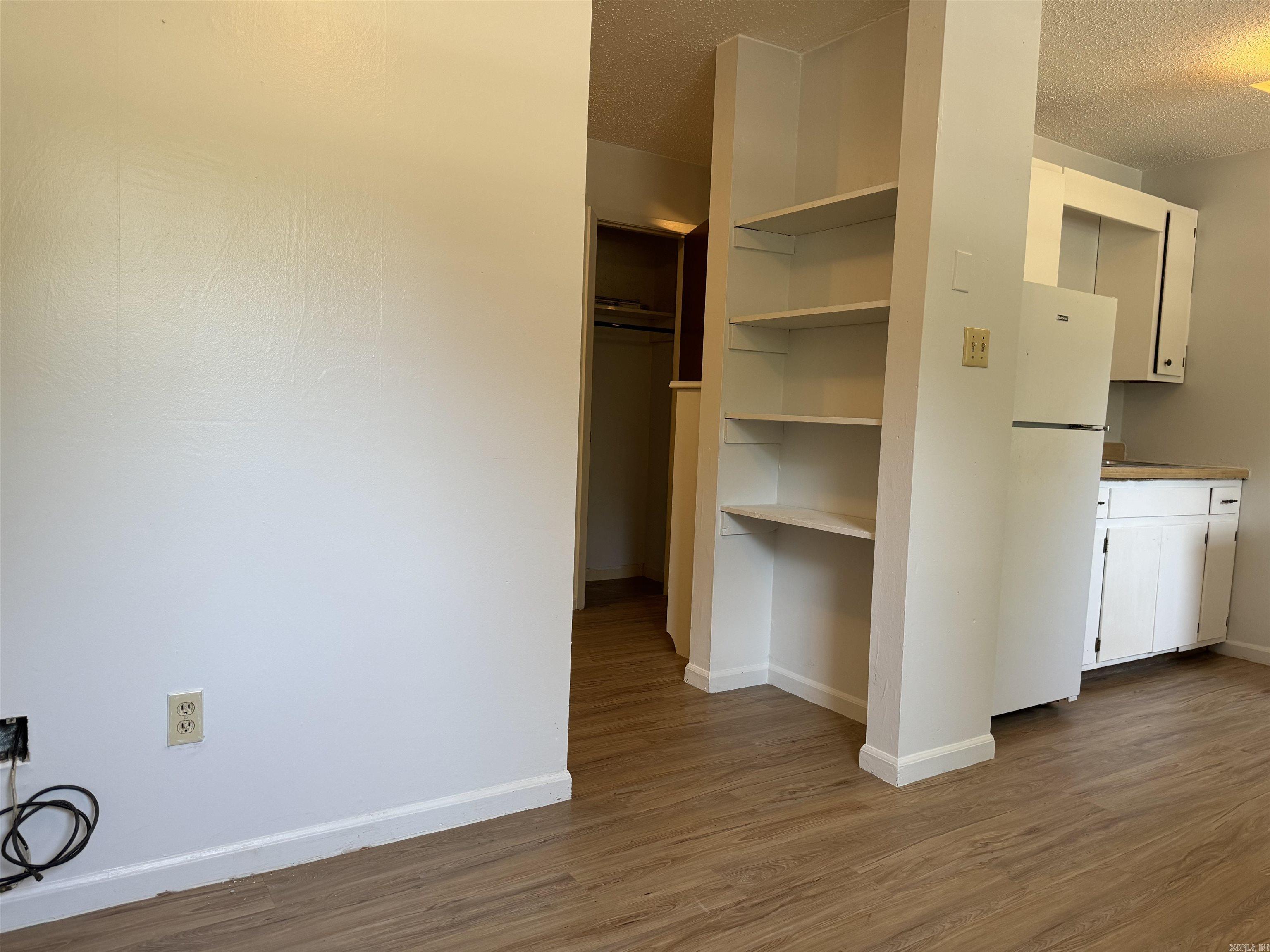 1600 N Lane Street Property Photo 3