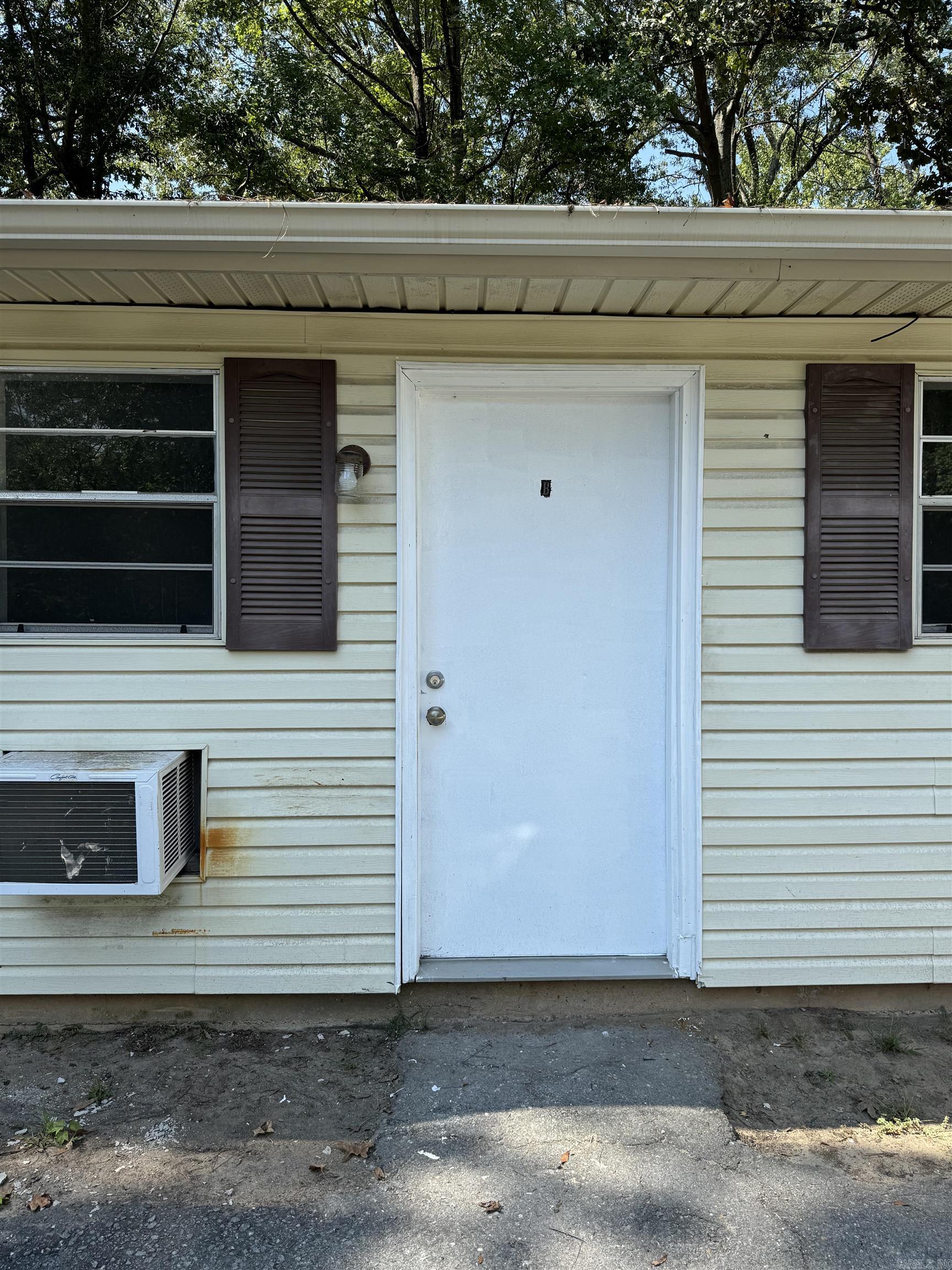 1600 N Lane Street Property Photo 10