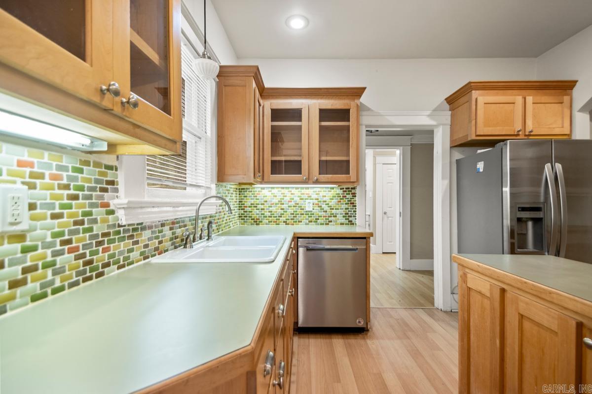 5009 N Lookout Drive Property Photo 6