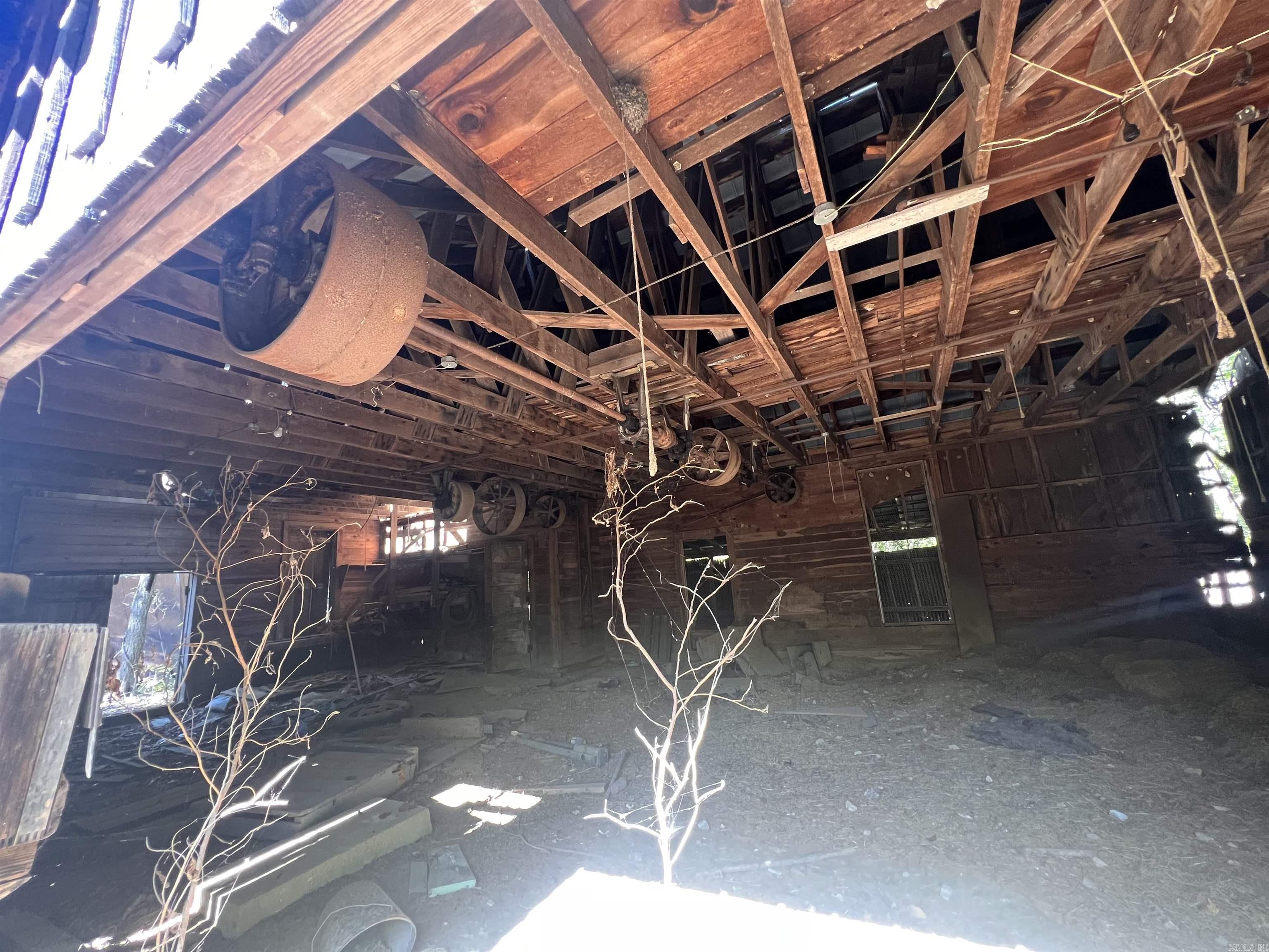 Highway 392 Property Photo 2