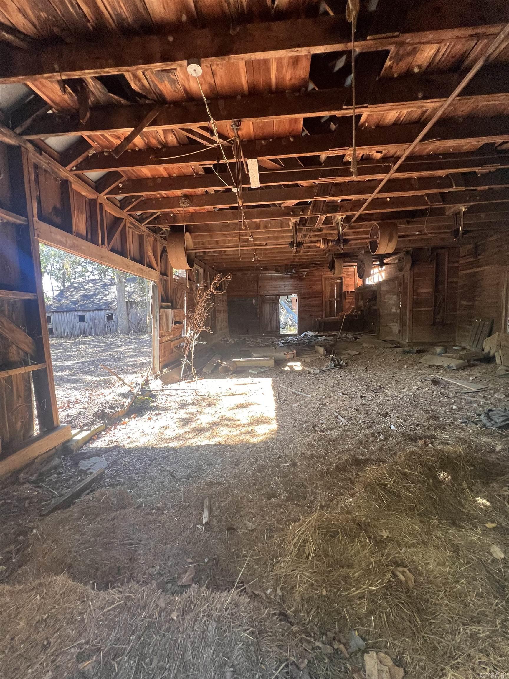 Highway 392 Property Photo 11