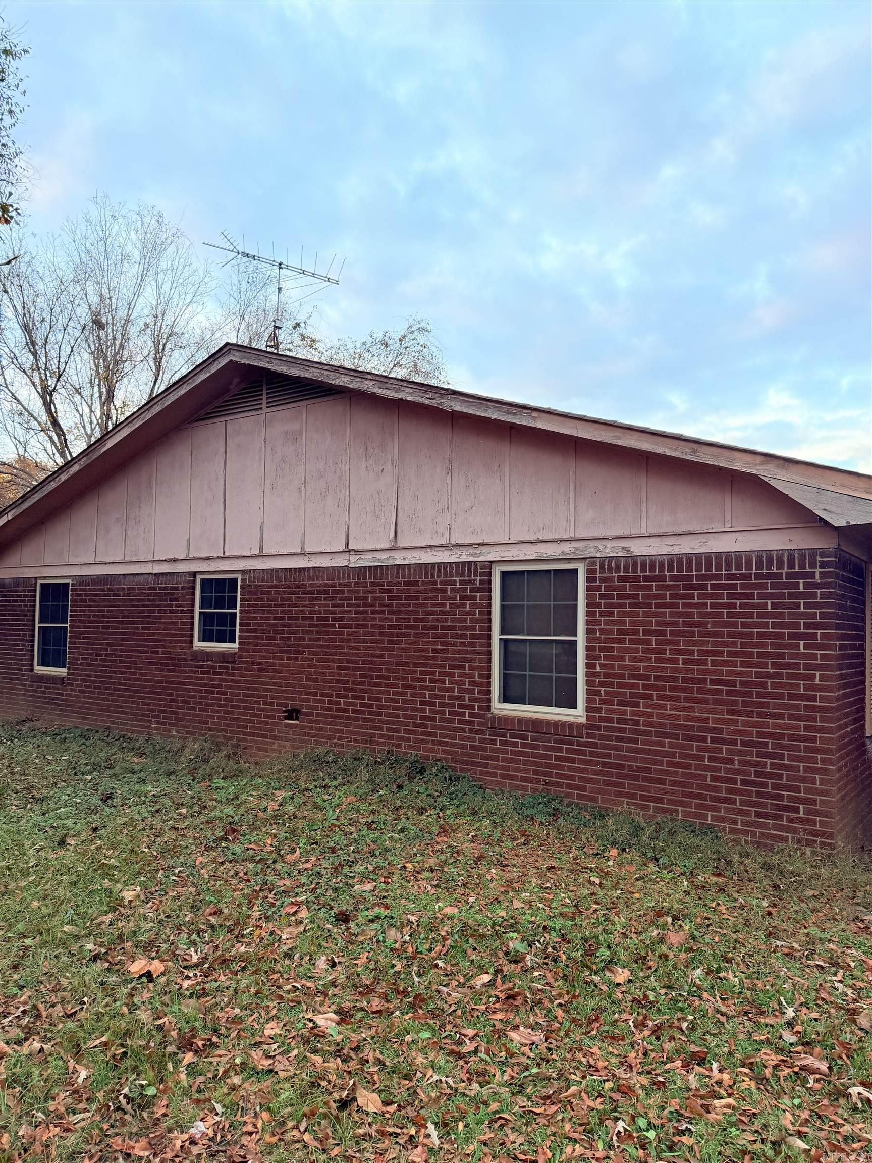 854 Bradley 57 Road Property Photo 4
