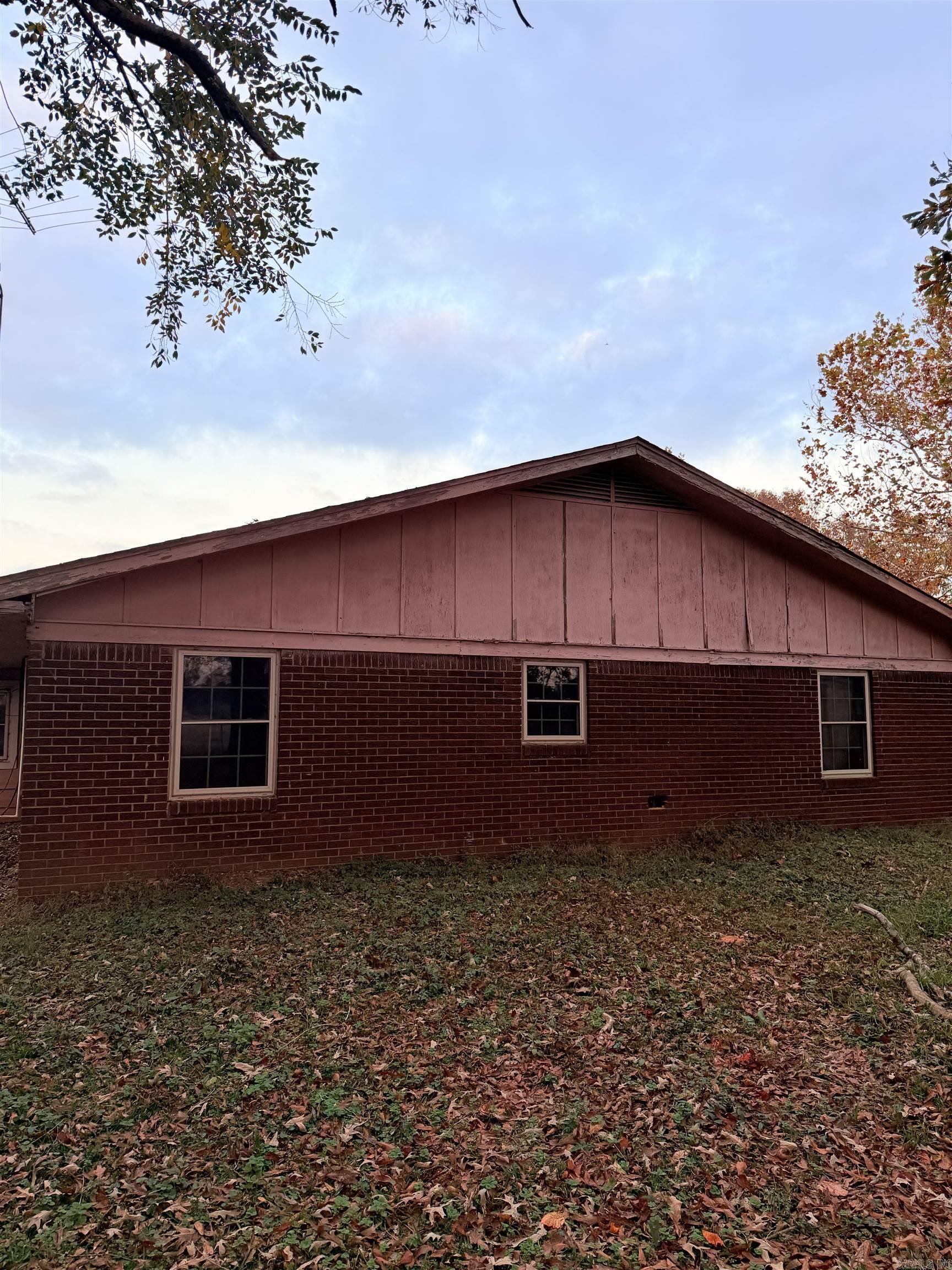 854 Bradley 57 Road Property Photo 5