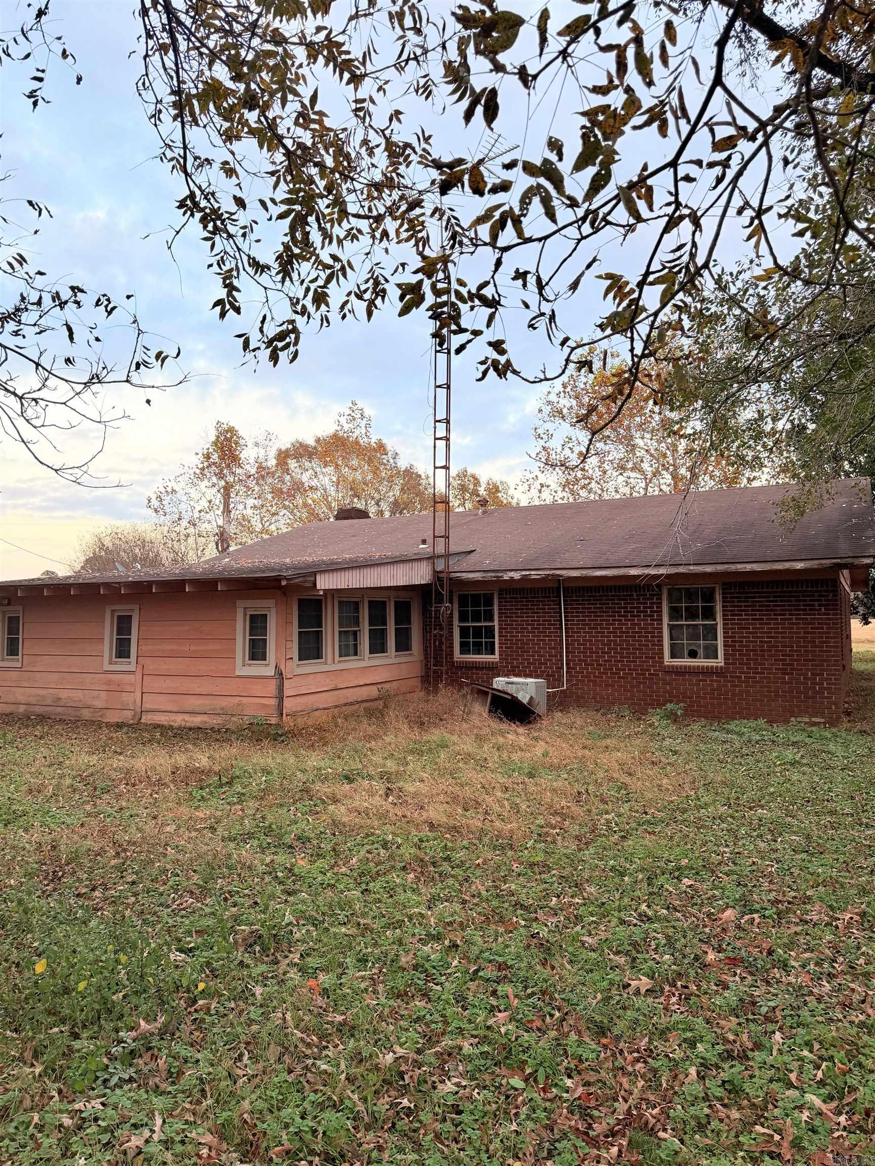 854 Bradley 57 Road Property Photo 7