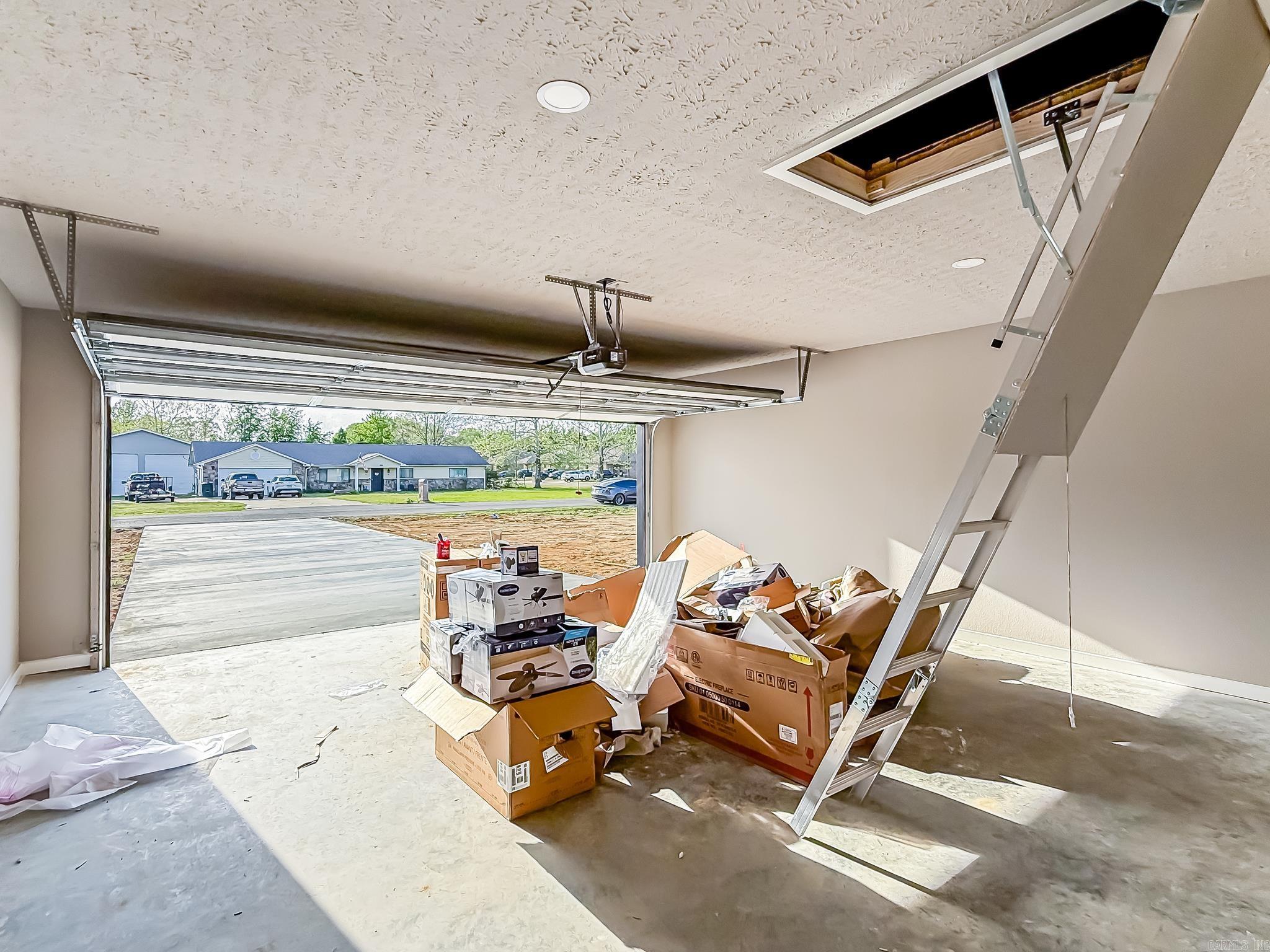 19 Saye Street Property Photo 36
