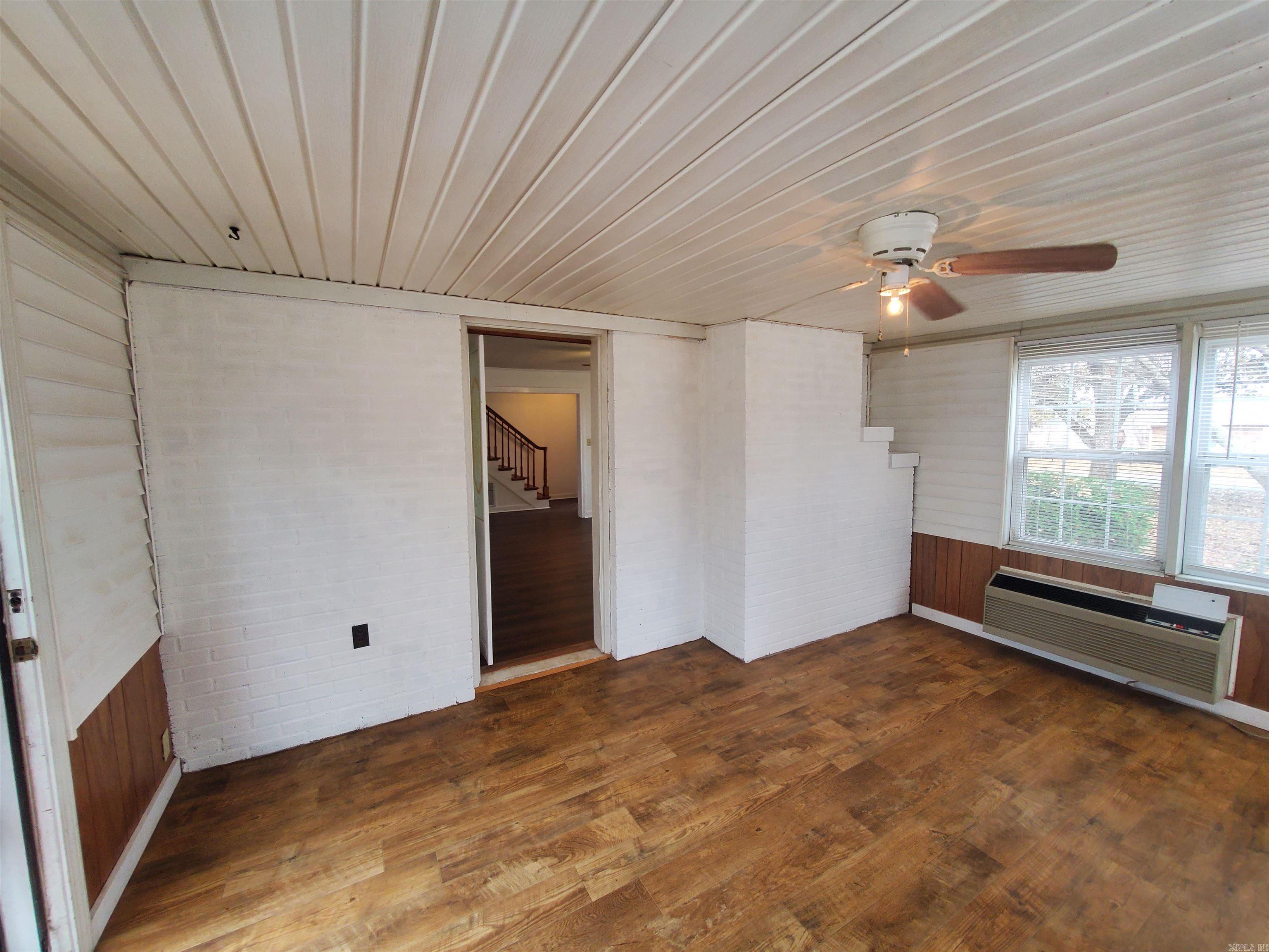 681 S Garfield Street Property Photo 13