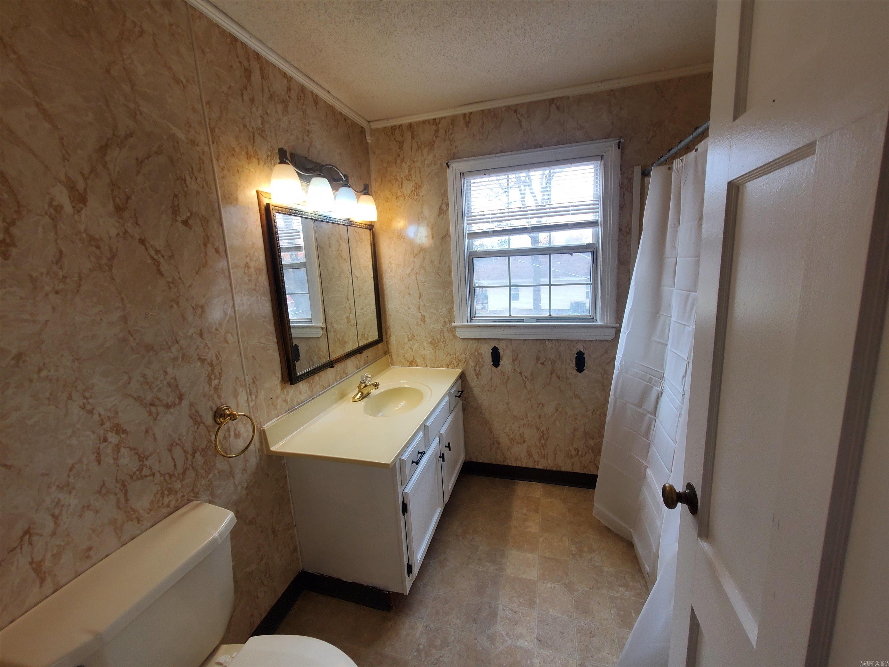 681 S Garfield Street Property Photo 35