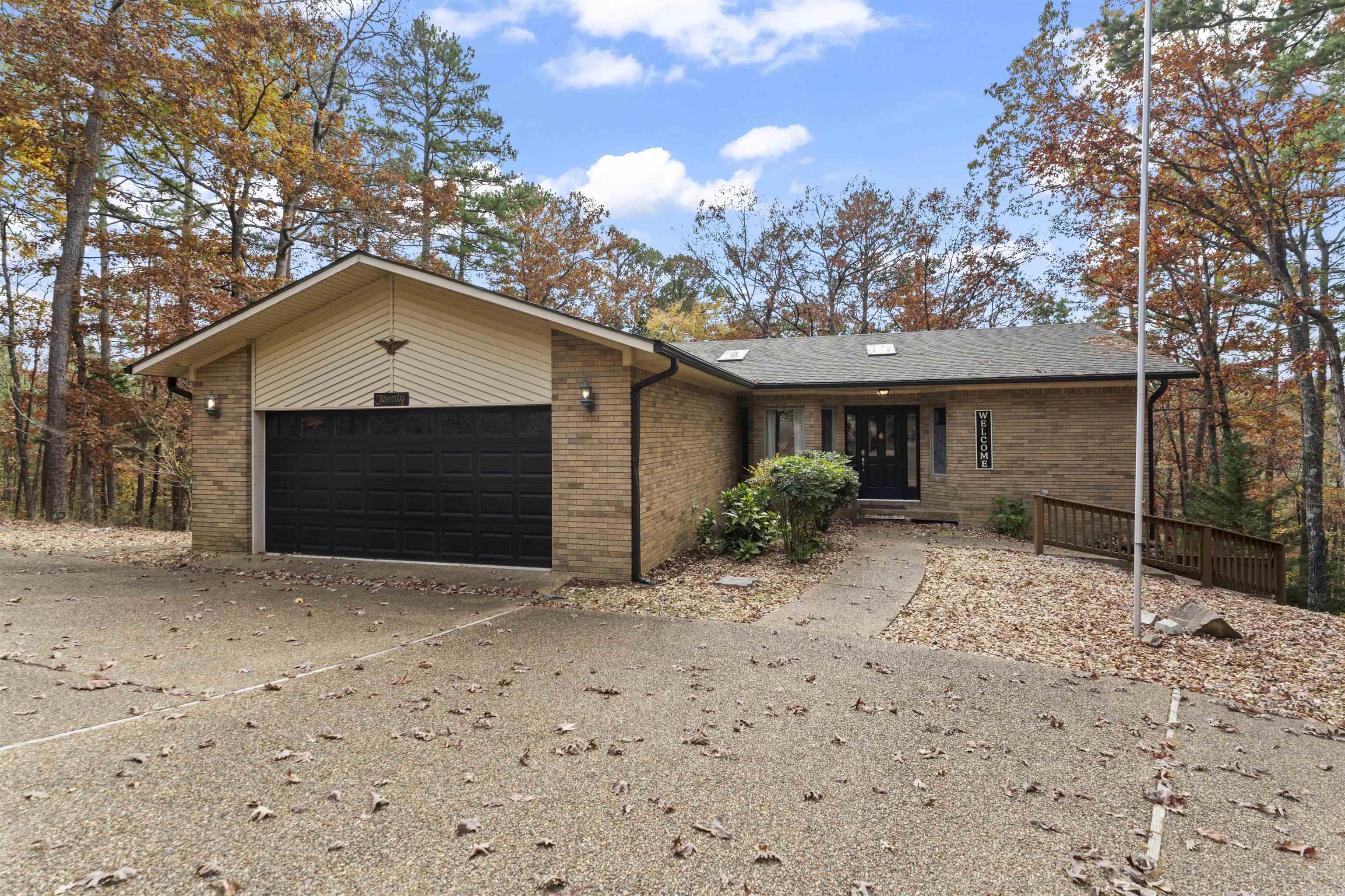 20 Gerona Circle Property Photo 4