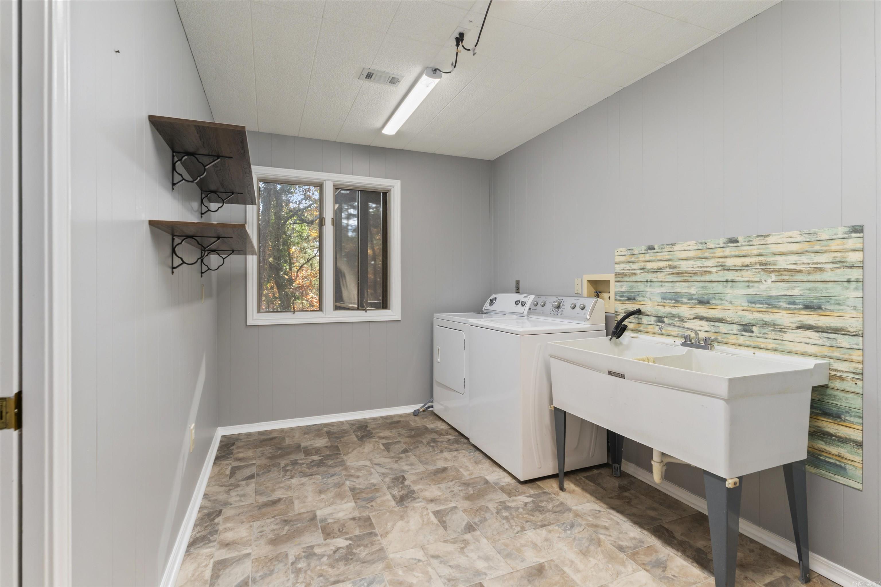 20 Gerona Circle Property Photo 36