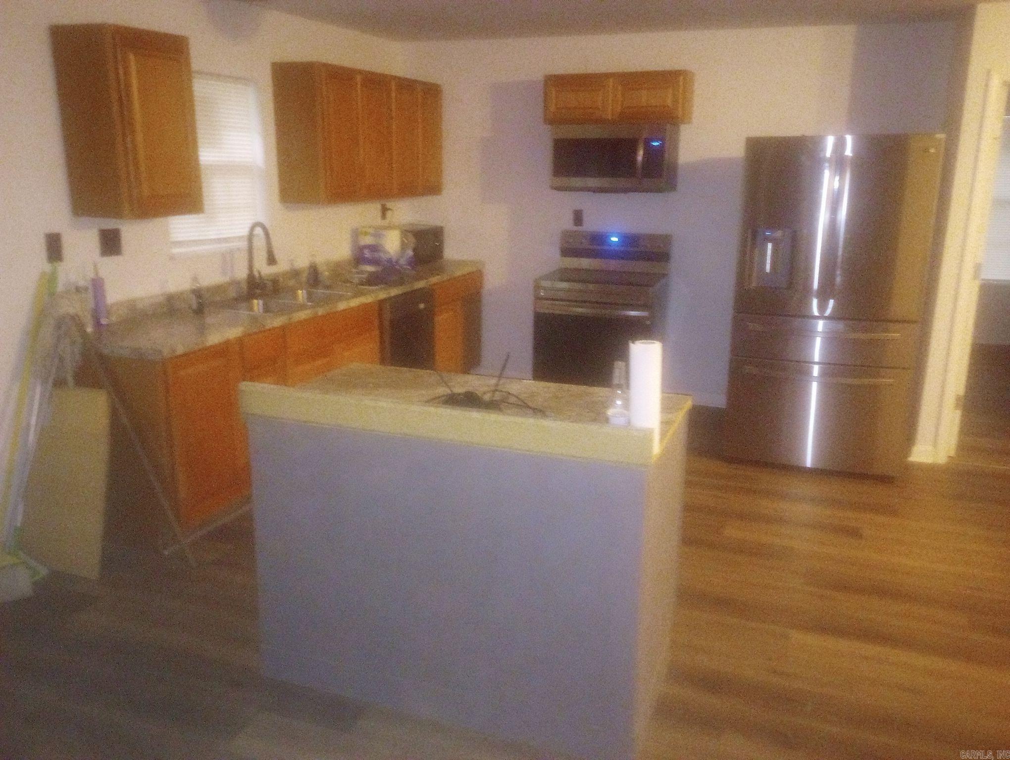 1009 N Trotter Road Property Photo 5