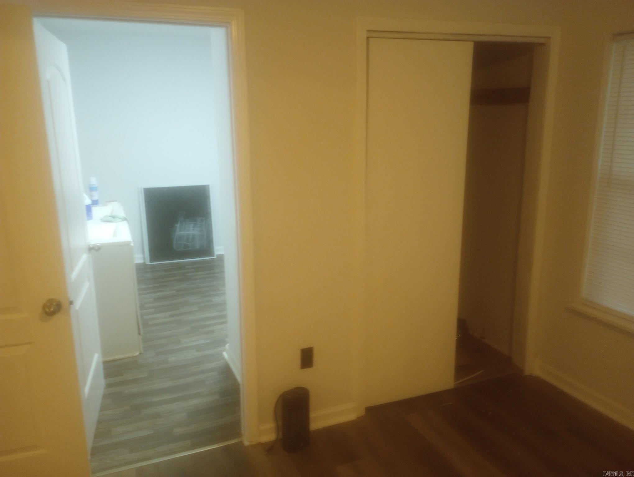 1009 N Trotter Road Property Photo 9