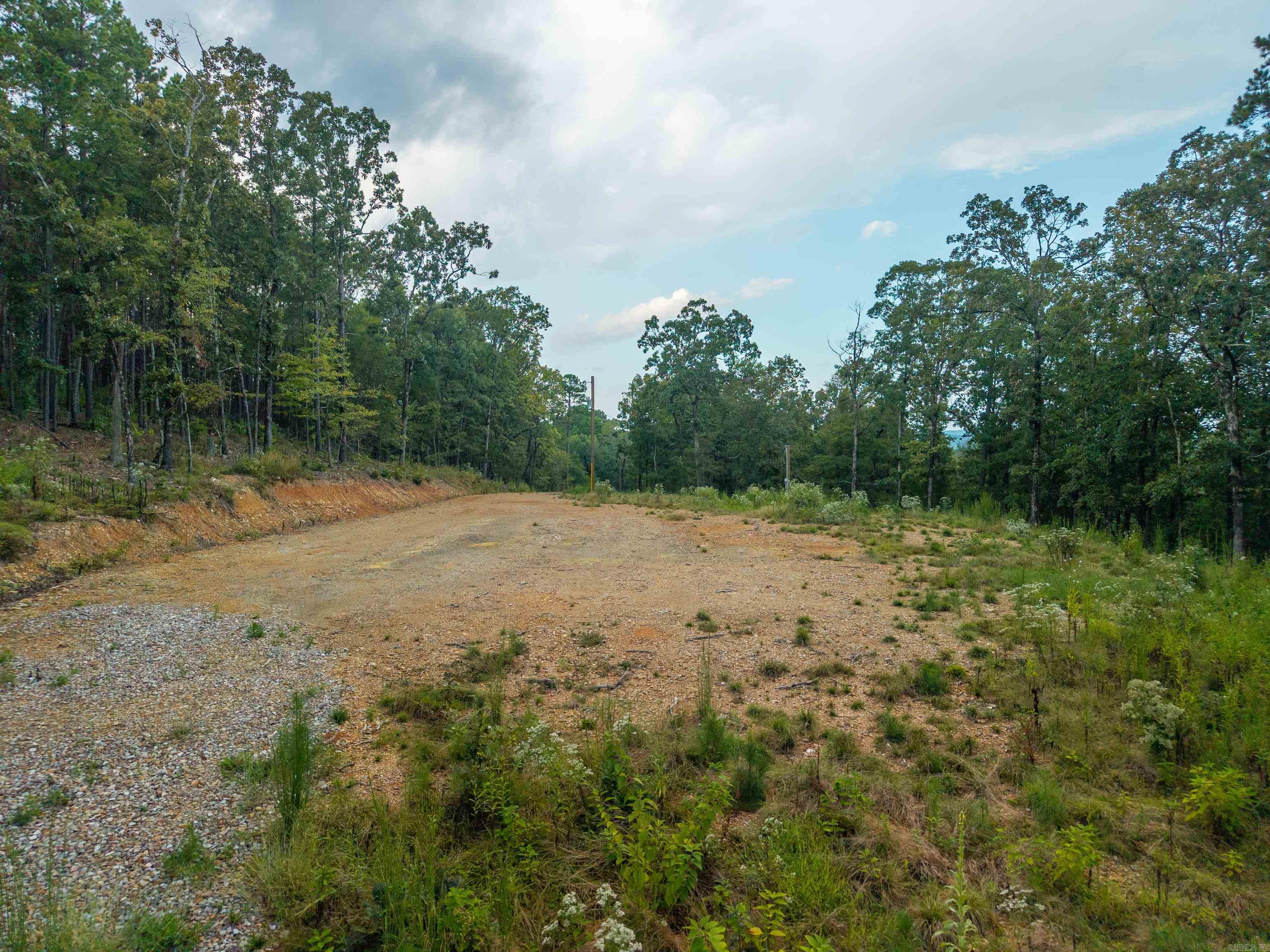 2522 S Crystal Springs Property Photo 2