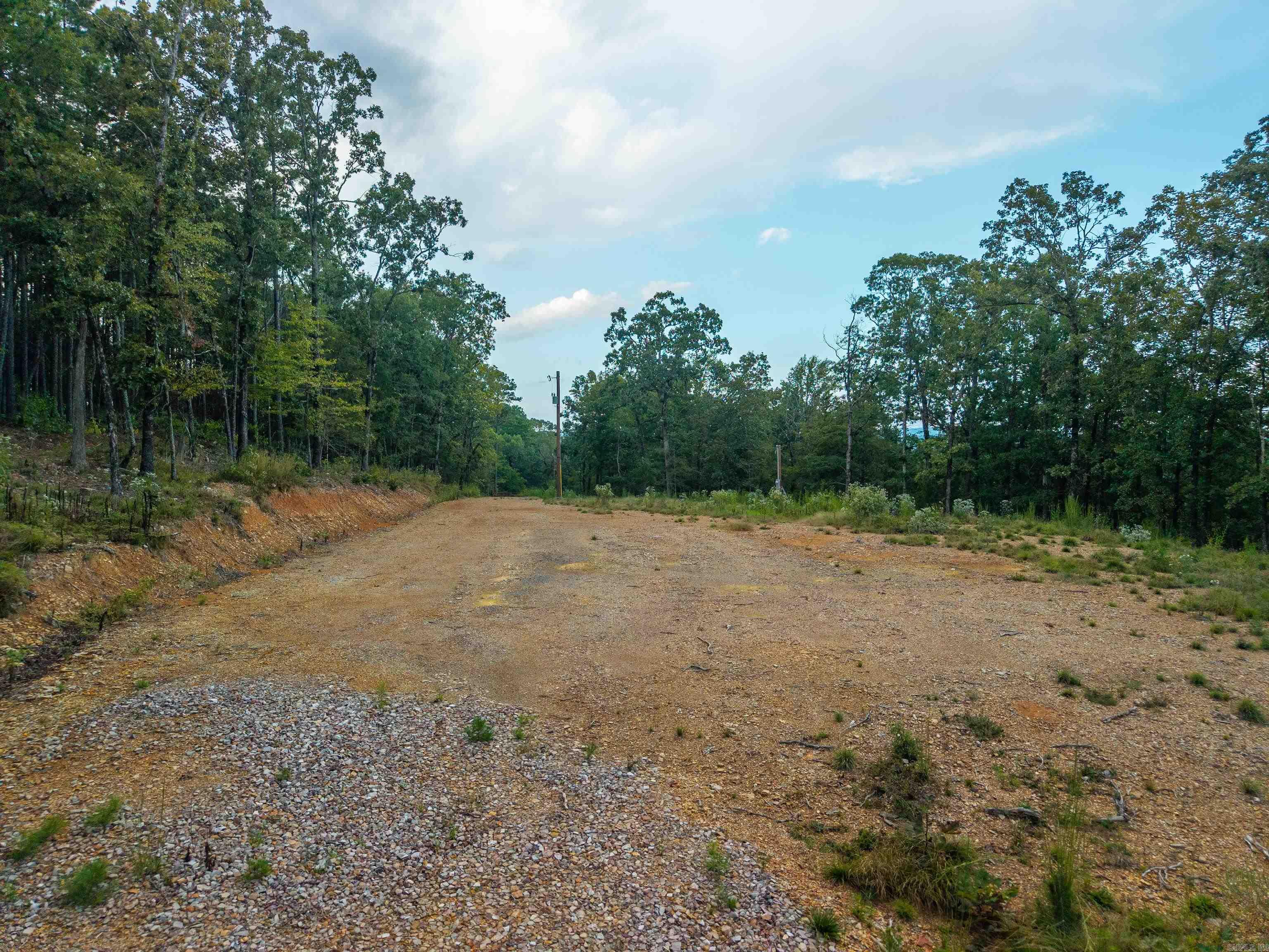 2522 S Crystal Springs Property Photo 3