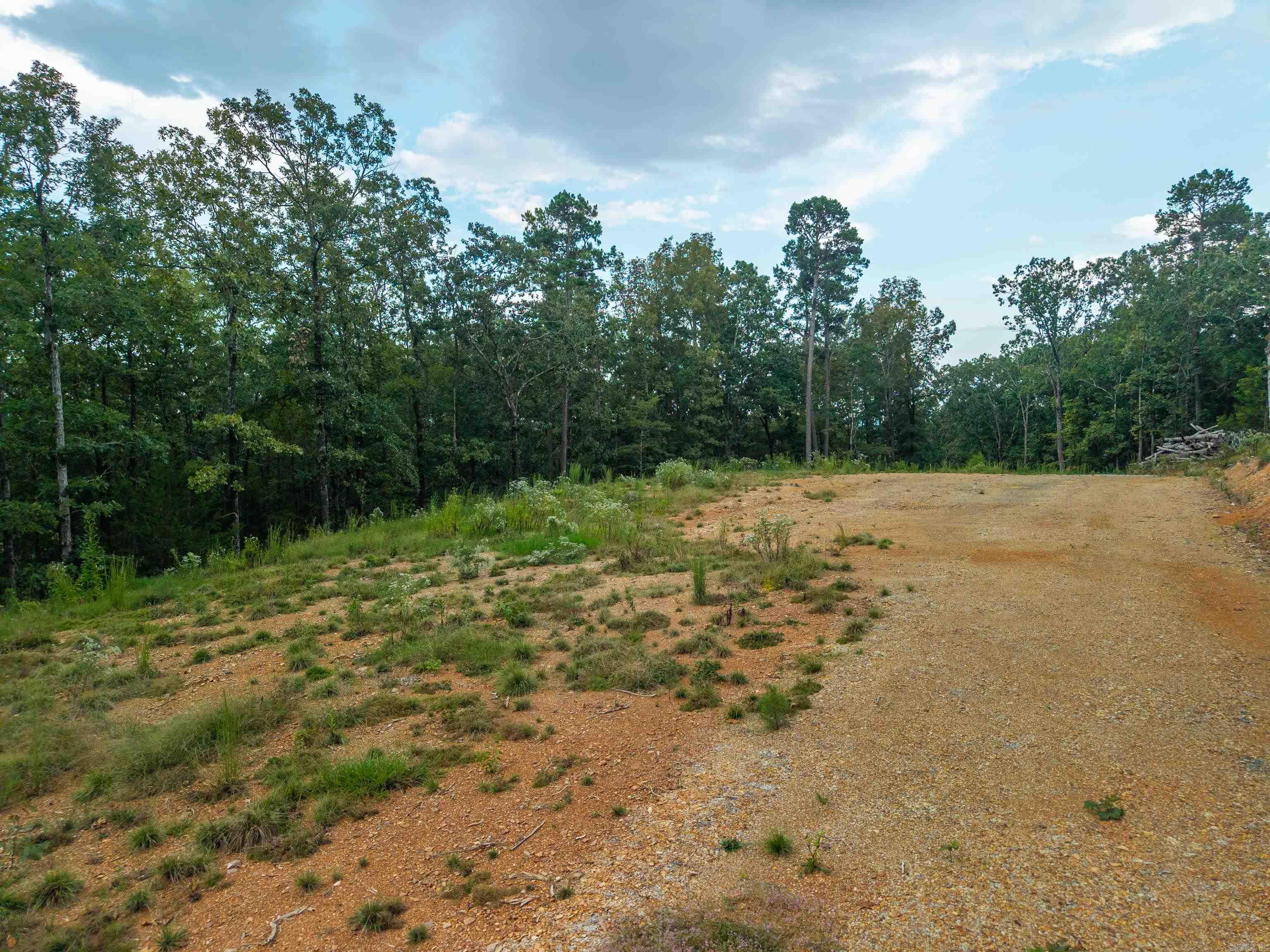 2522 S Crystal Springs Property Photo 4