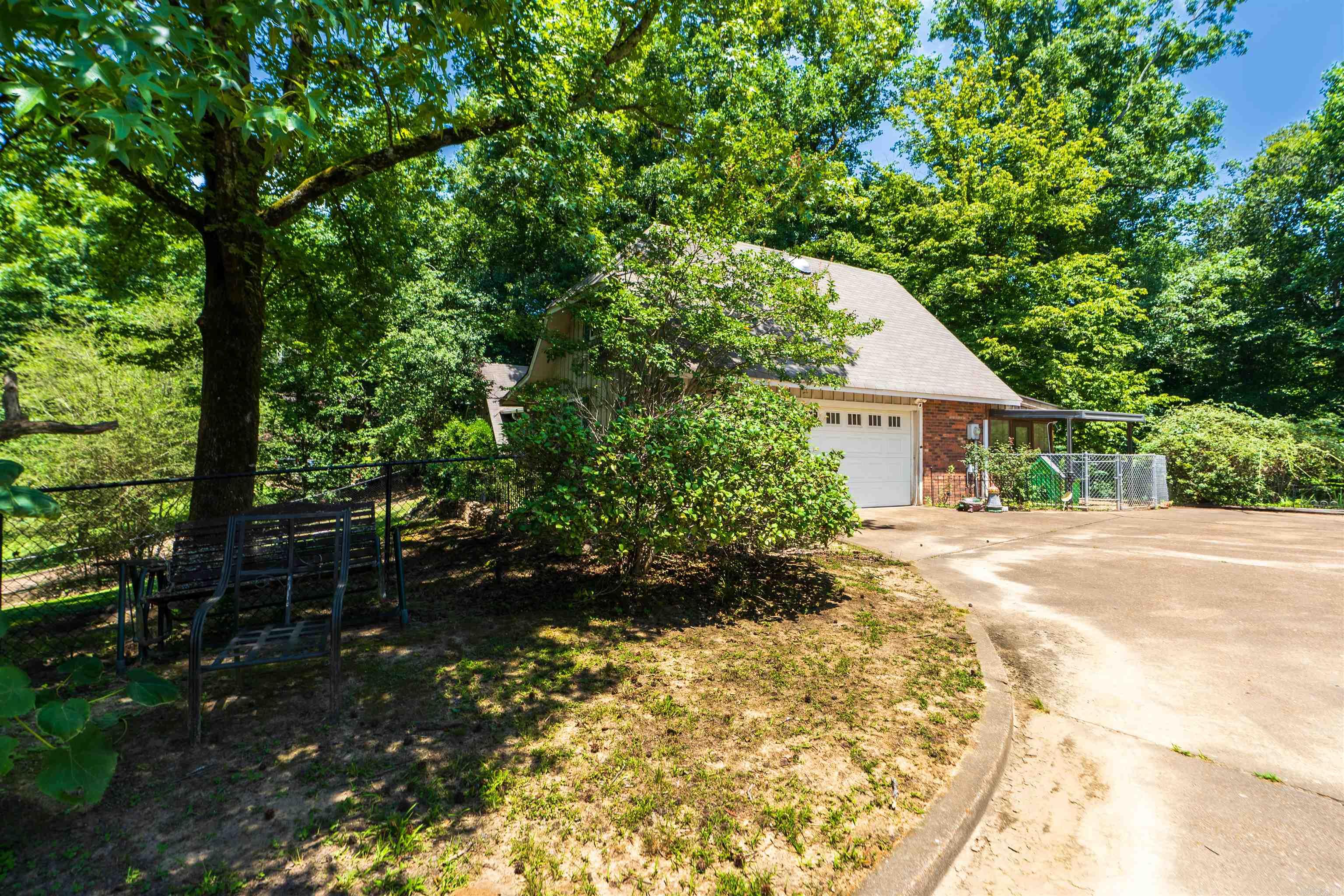 26 Holiday Hills Dr Property Photo 23