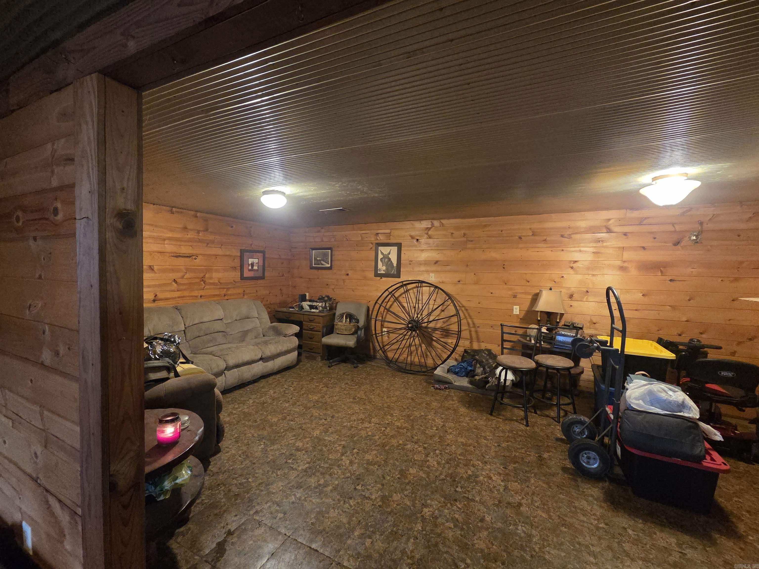 781 Sawmill Road Property Photo 2