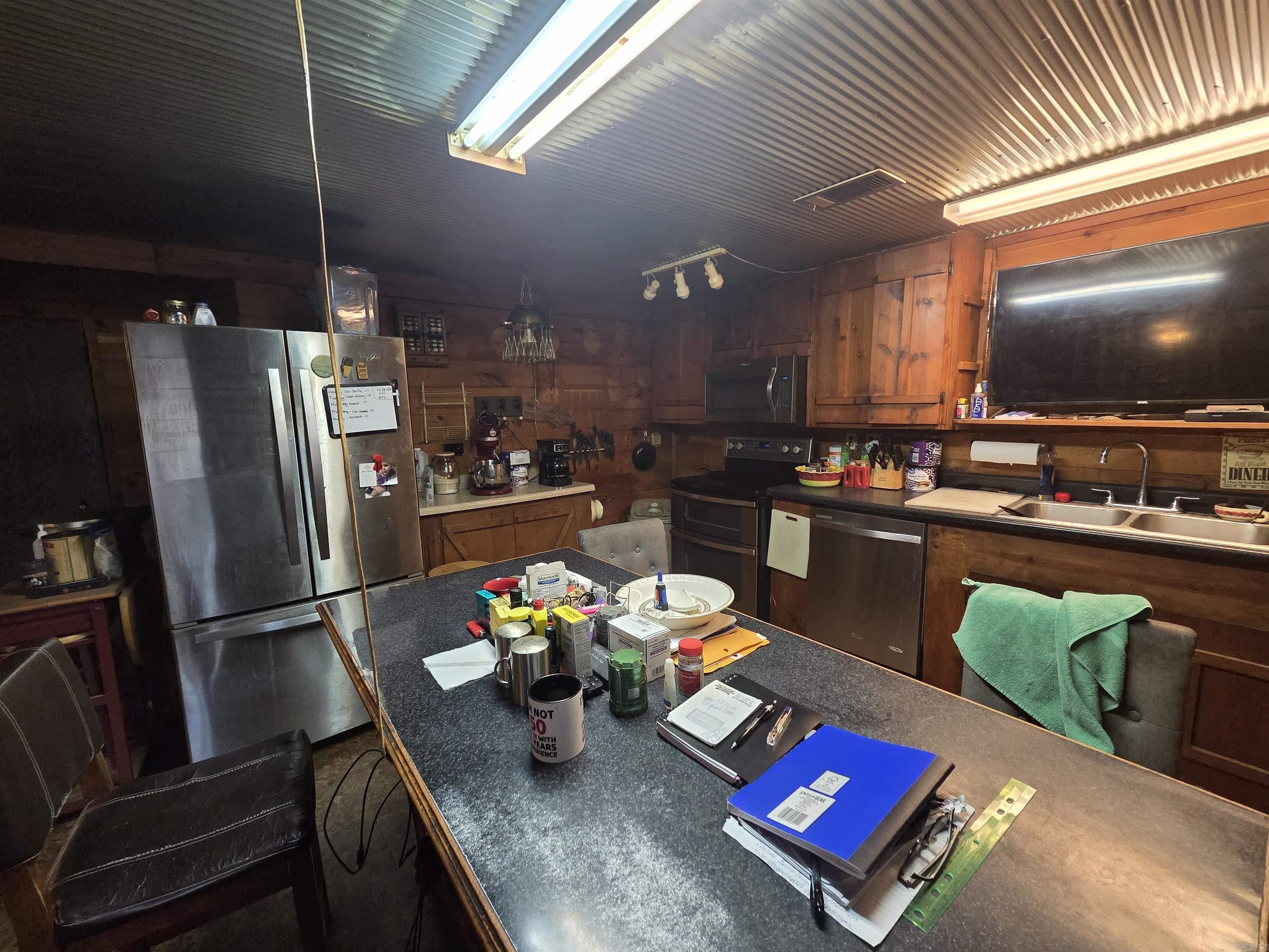 781 Sawmill Road Property Photo 8