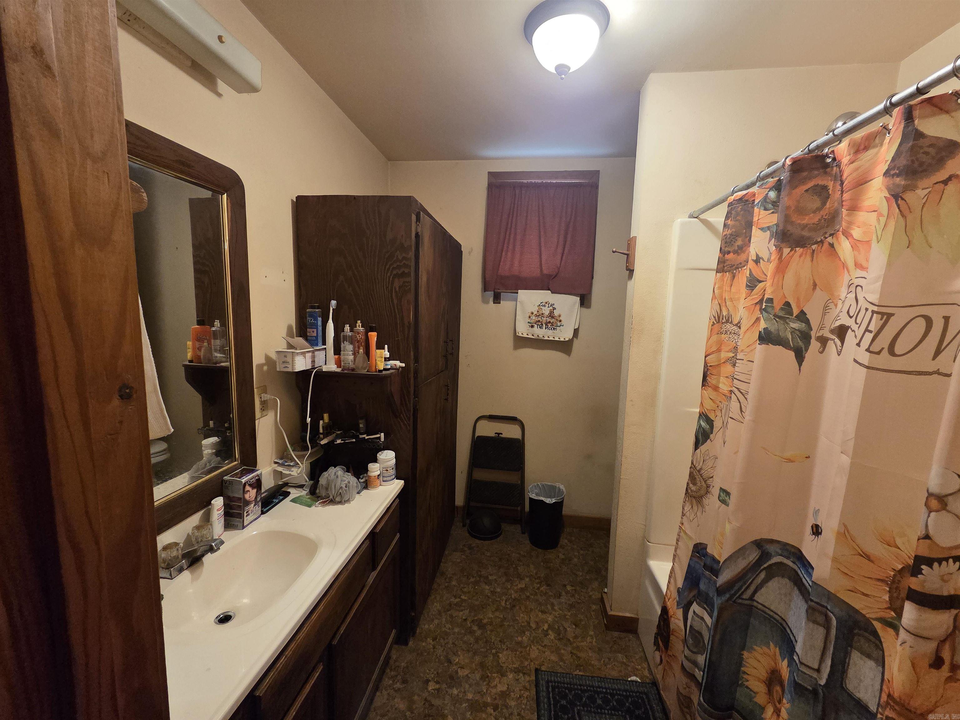 781 Sawmill Road Property Photo 16