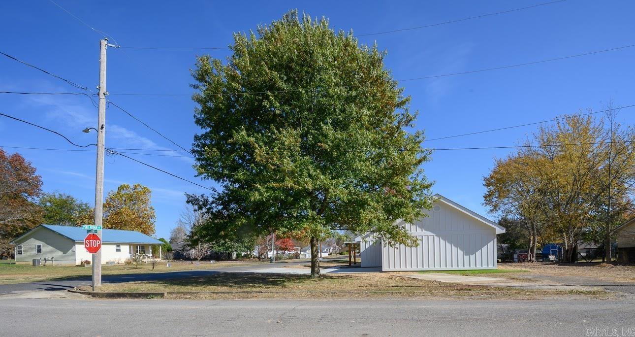 1410 Port Arthur Property Photo 4