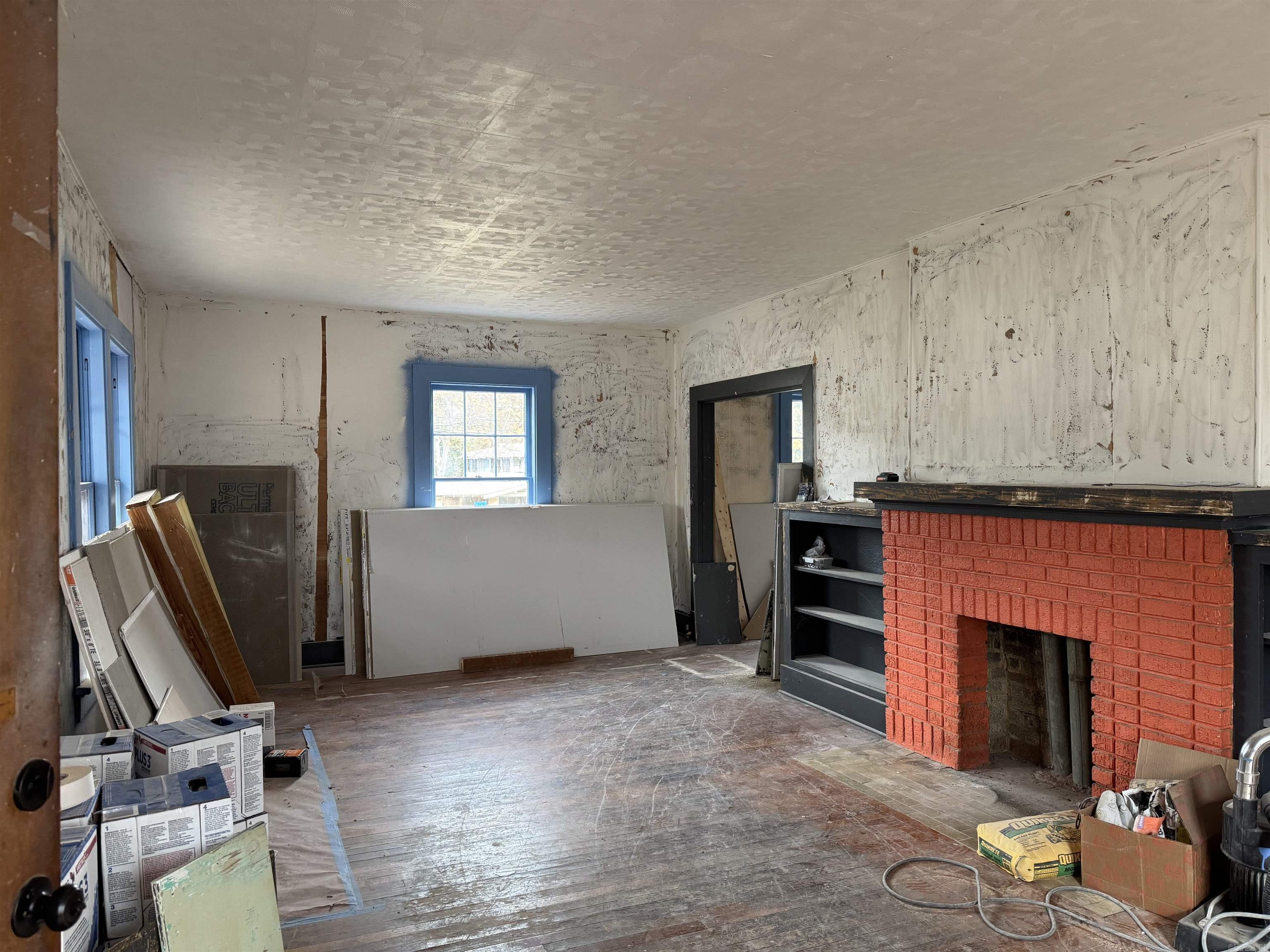 2405 Wolfe Street Property Photo 4