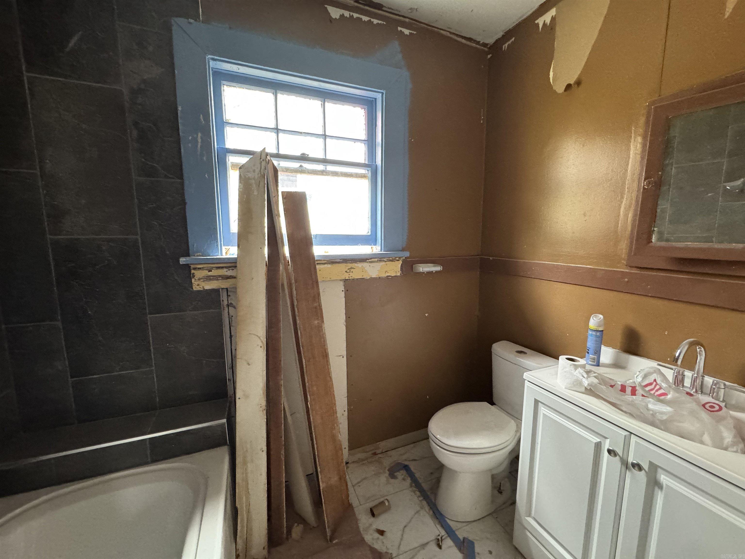 2405 Wolfe Street Property Photo 20