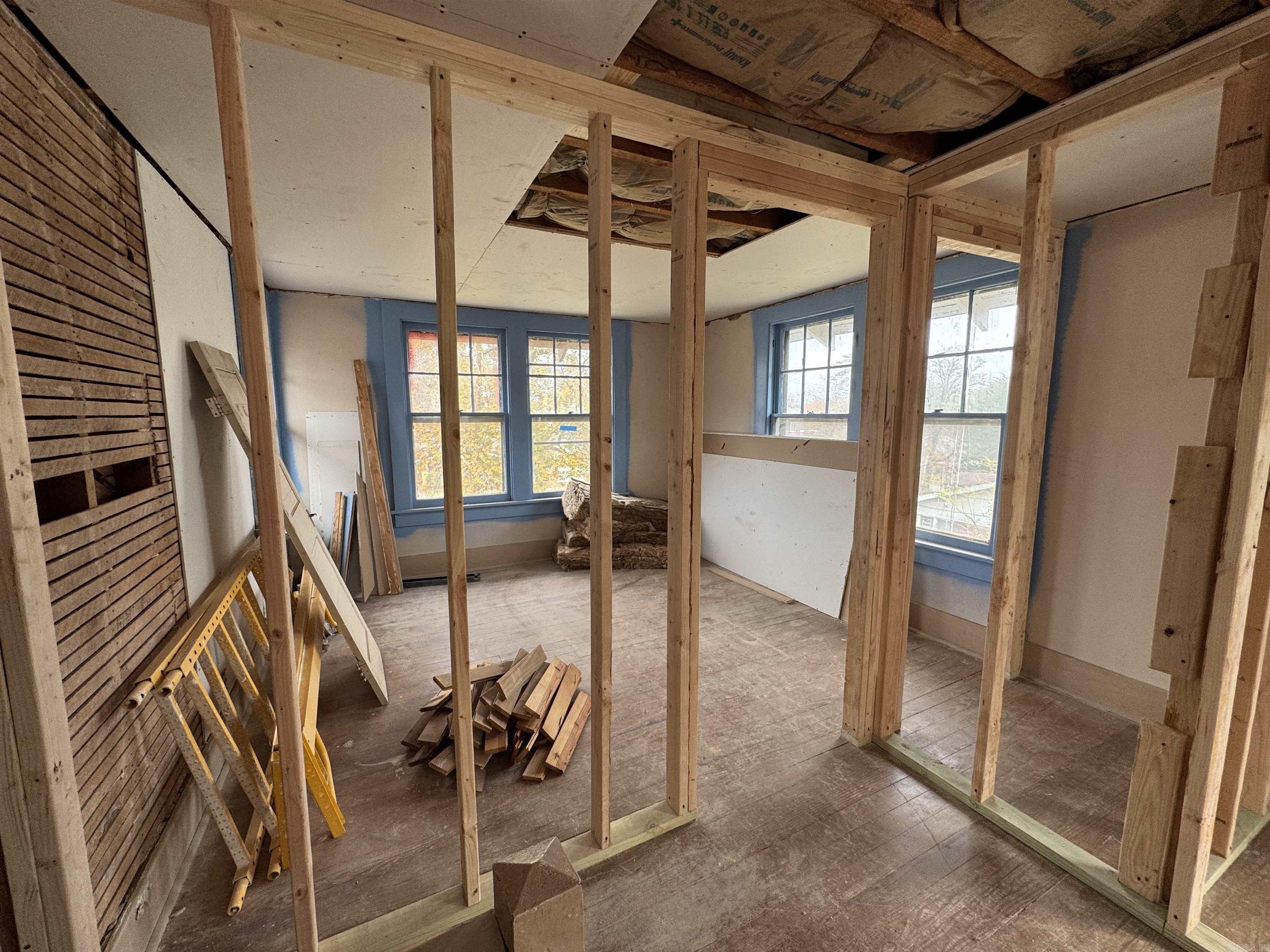 2405 Wolfe Street Property Photo 24