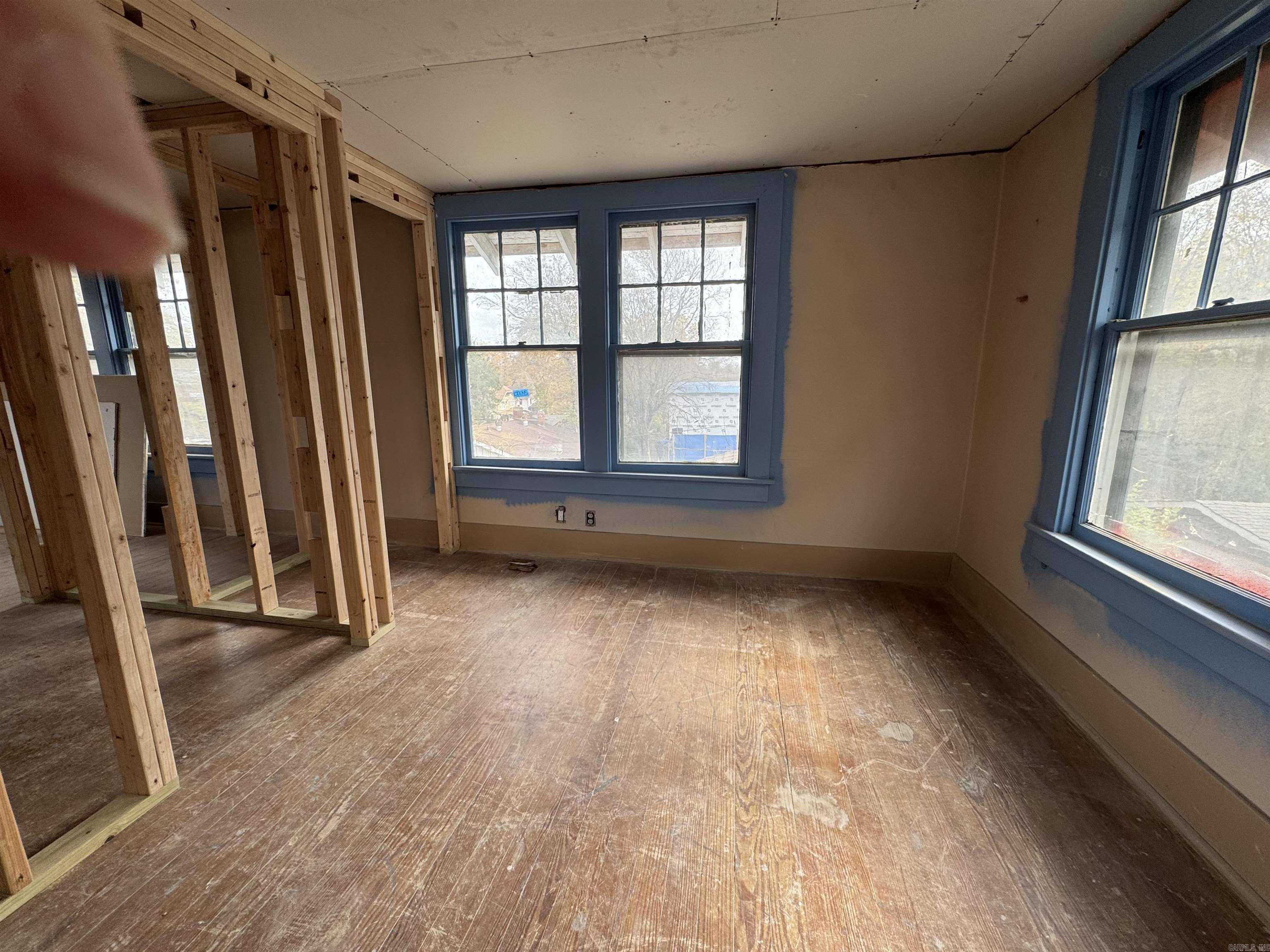 2405 Wolfe Street Property Photo 25